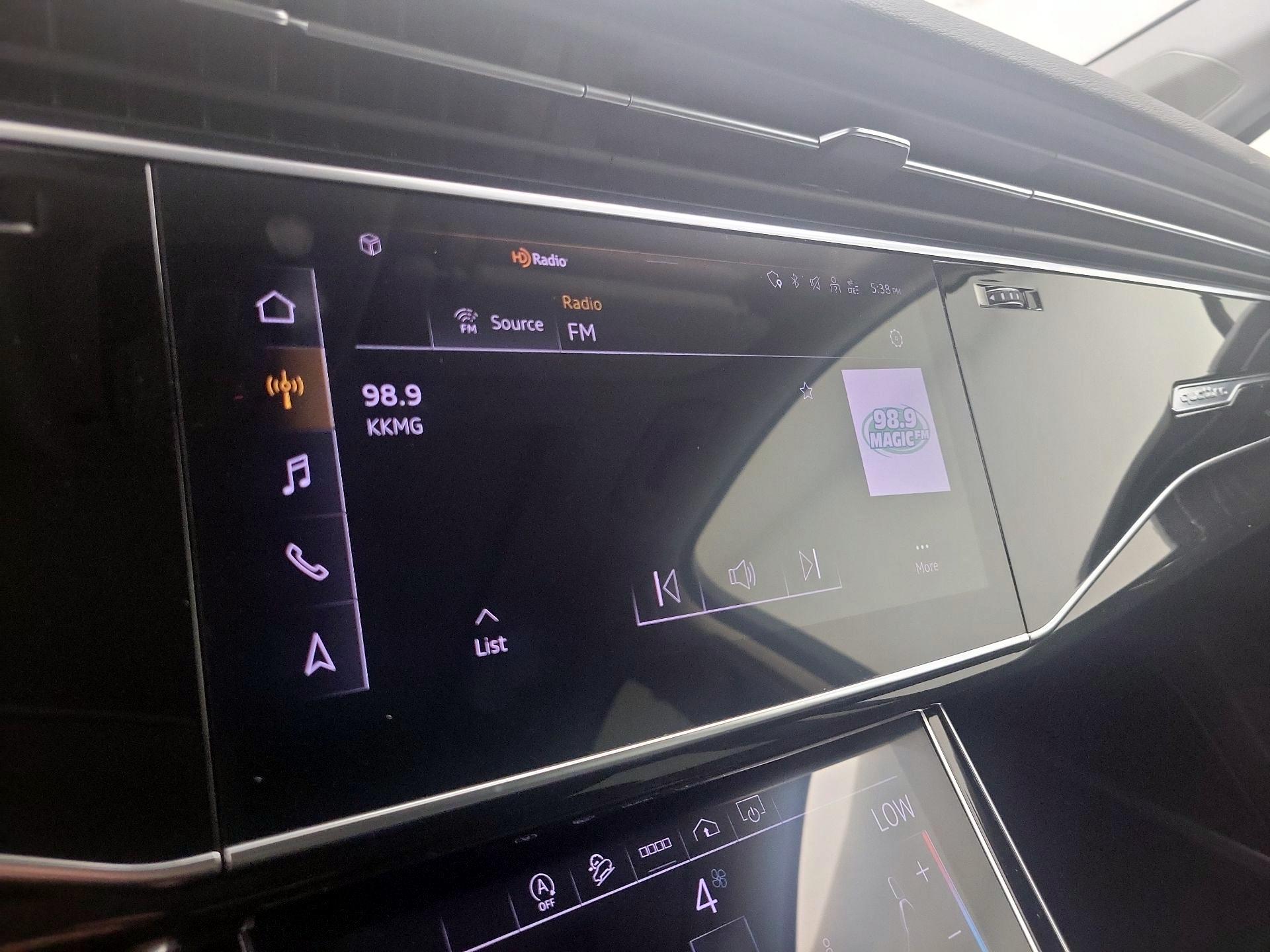 Thumbnail: 2022 Audi Q7 - 16