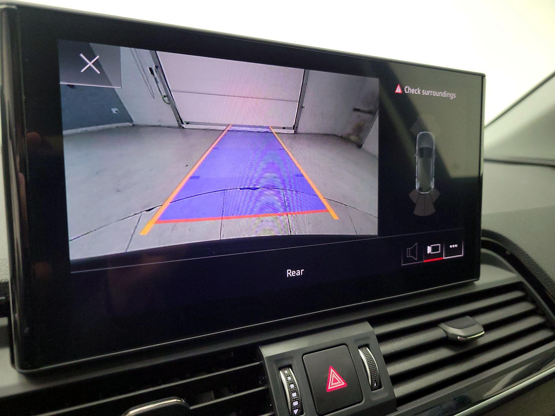 Thumbnail: 2022 Audi Q5 - 14