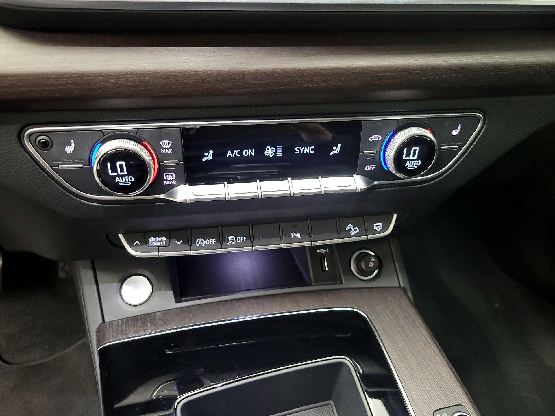 Thumbnail: 2022 Audi Q5 - 16