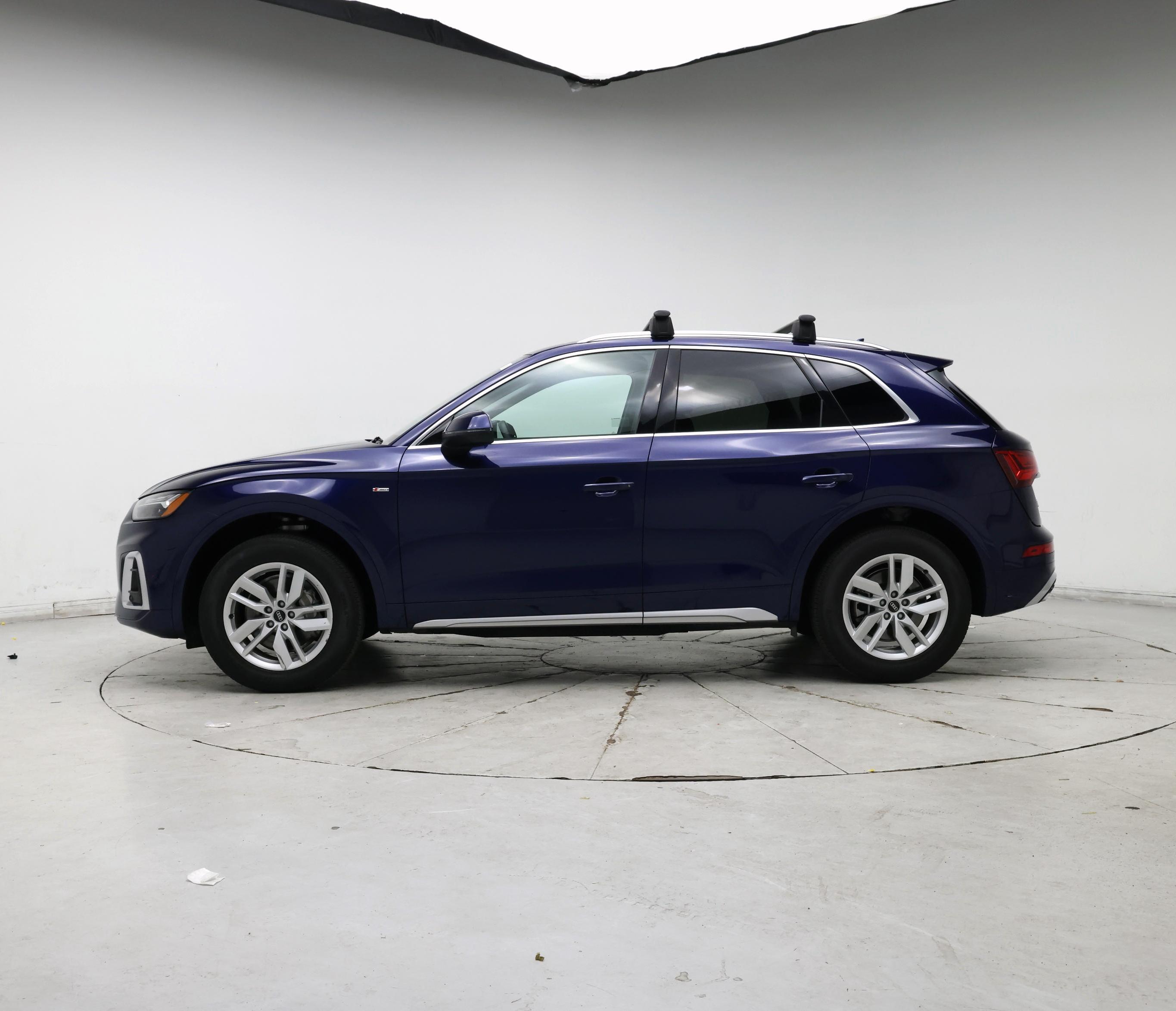 Thumbnail: 2022 Audi Q5 - 3