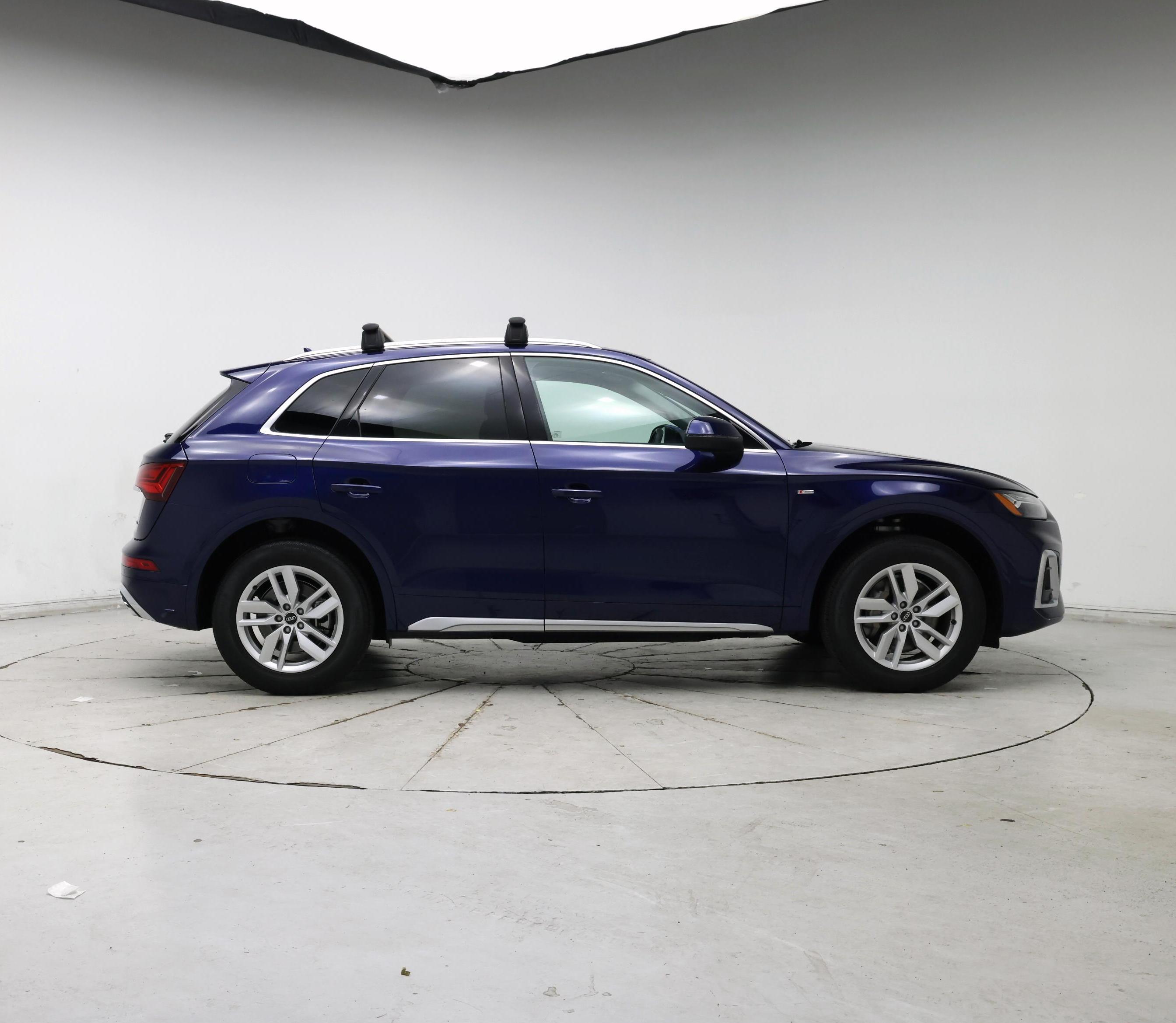 Thumbnail: 2022 Audi Q5 - 7