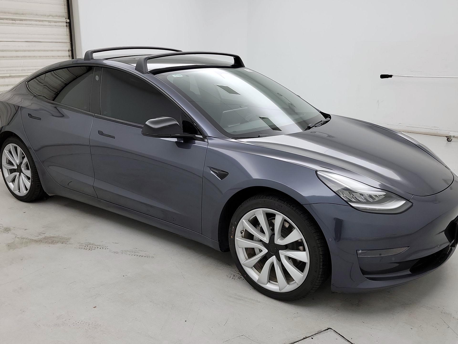 Thumbnail: 2020 Tesla Model 3 - 1