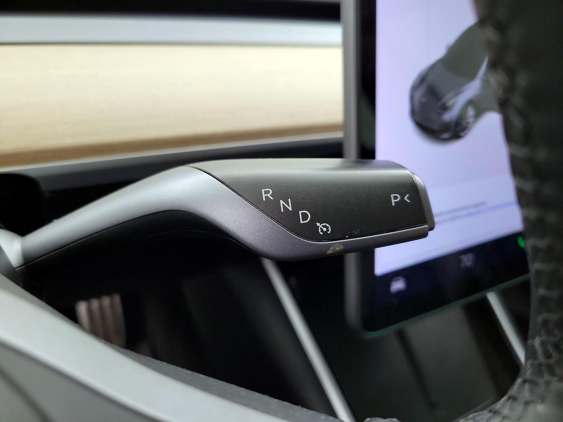 Thumbnail: 2020 Tesla Model 3 - 15