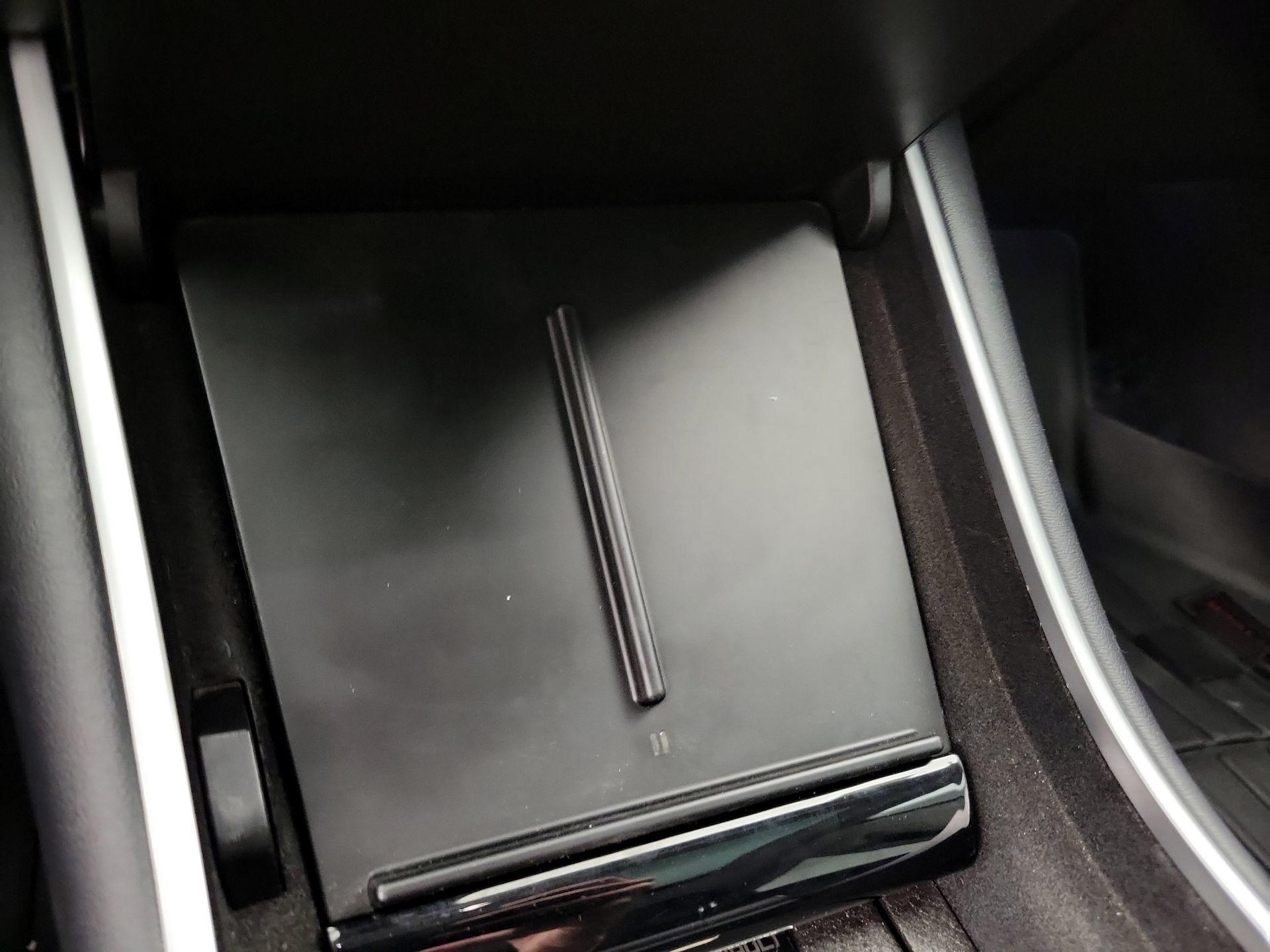 Thumbnail: 2020 Tesla Model 3 - 16