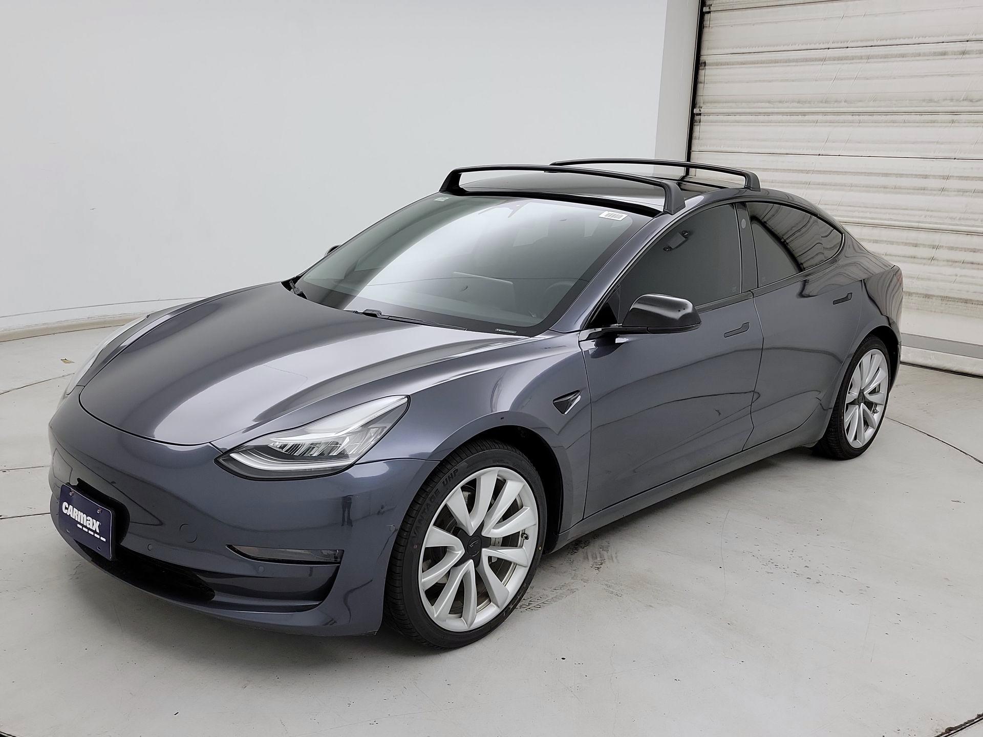 Thumbnail: 2020 Tesla Model 3 - 3