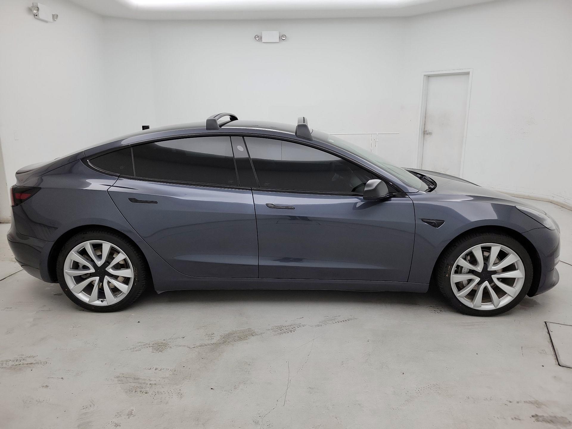 Thumbnail: 2020 Tesla Model 3 - 4