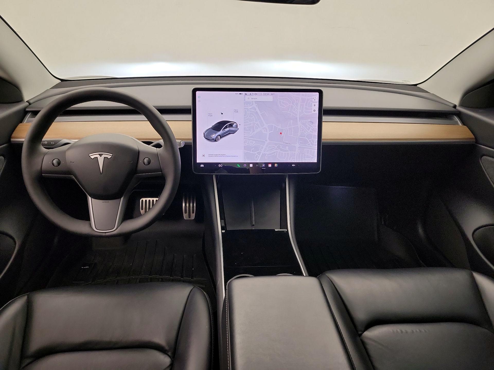 Thumbnail: 2020 Tesla Model 3 - 8