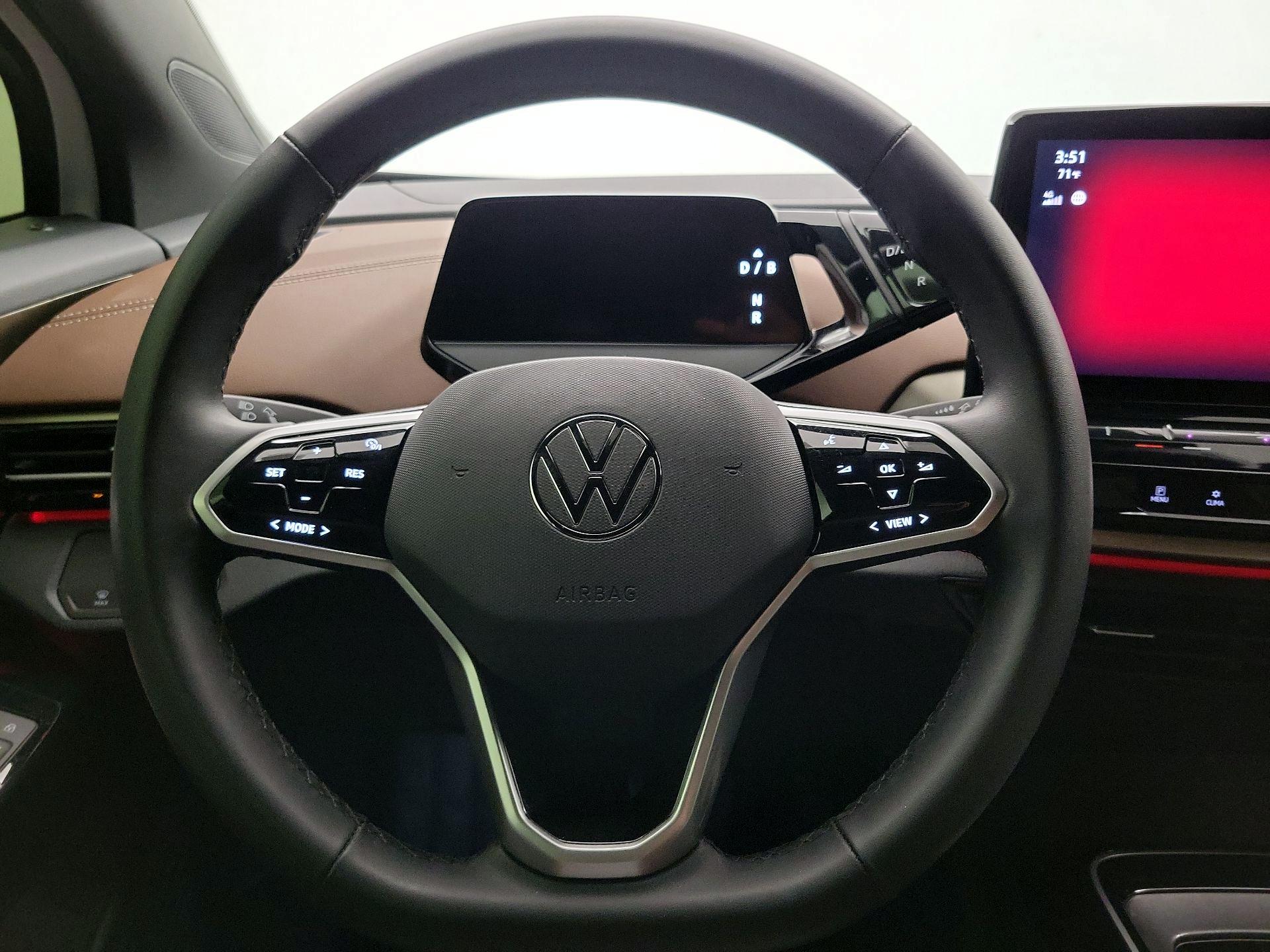 Thumbnail: 2023 Volkswagen ID.4 - 10