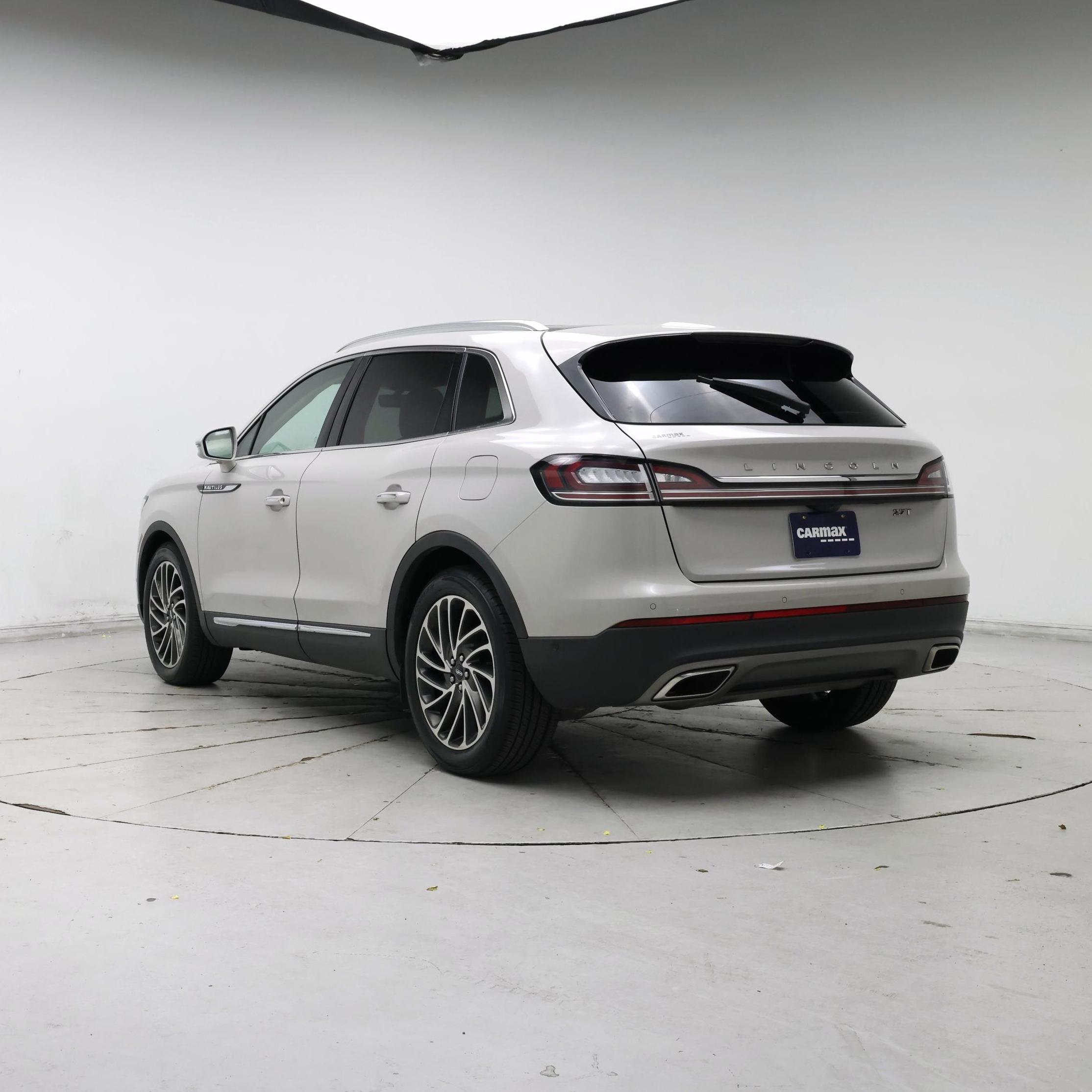 Thumbnail: 2019 Lincoln Nautilus - 2