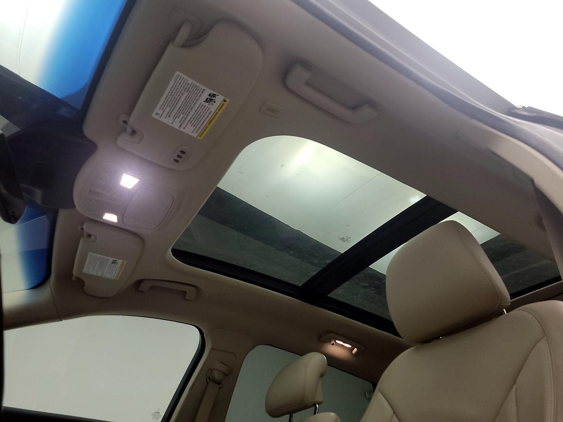 Thumbnail: 2019 Lincoln Nautilus - 20