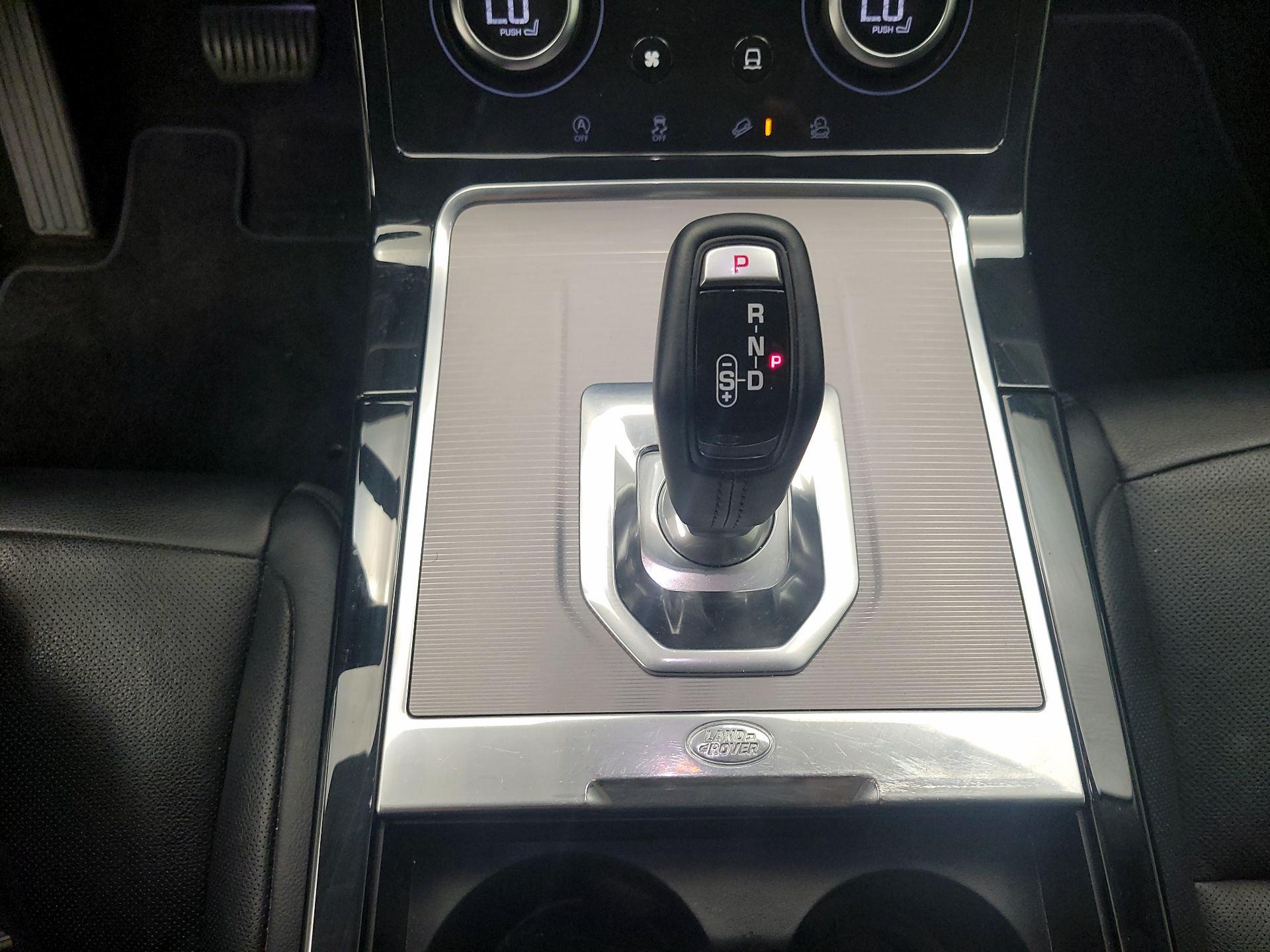 Thumbnail: 2020 Land Rover Range Rover Evoque - 18