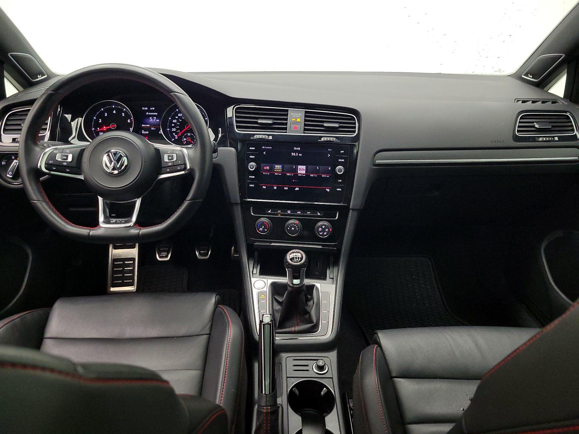 Thumbnail: 2019 Volkswagen Golf - 9