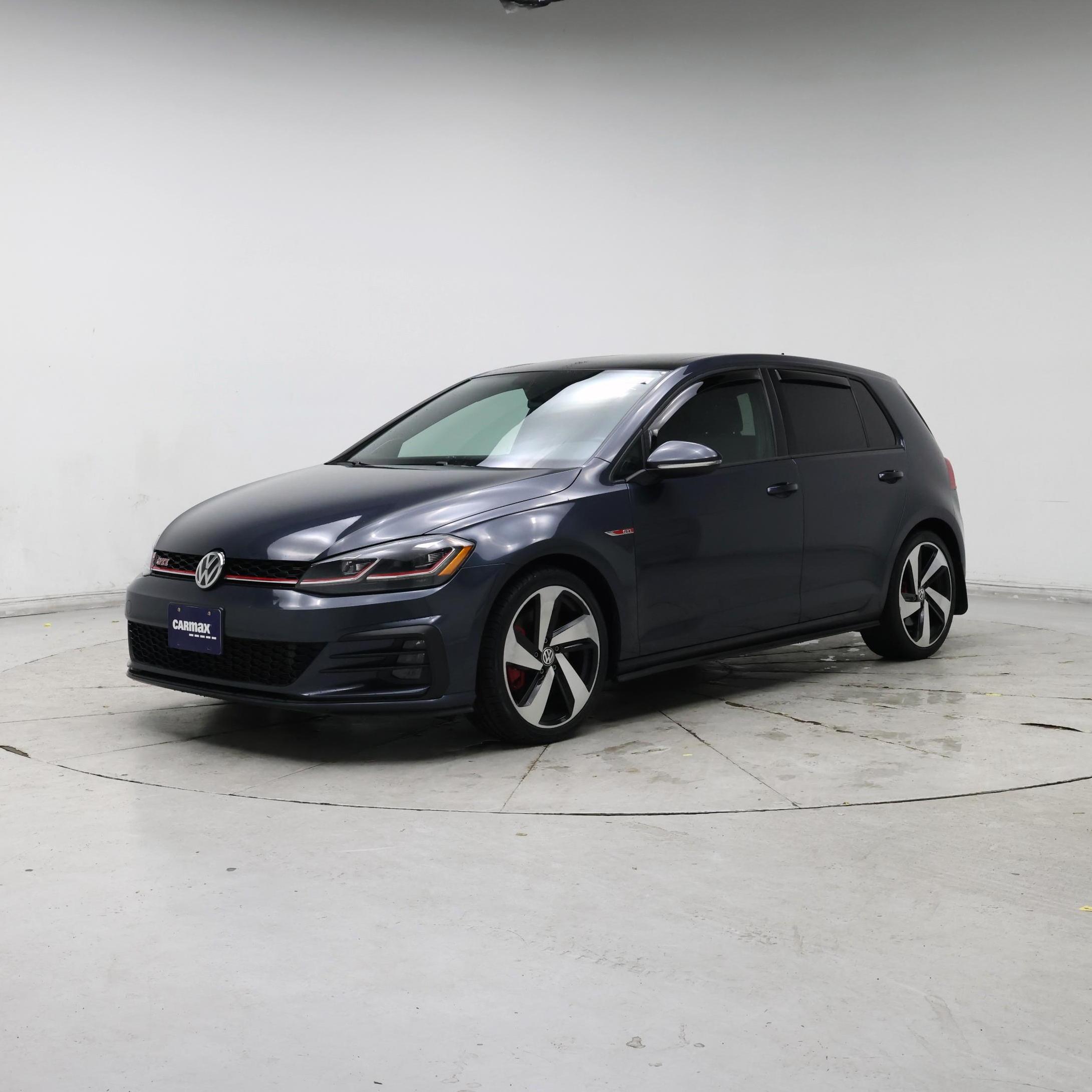 Thumbnail: 2019 Volkswagen Golf - 4