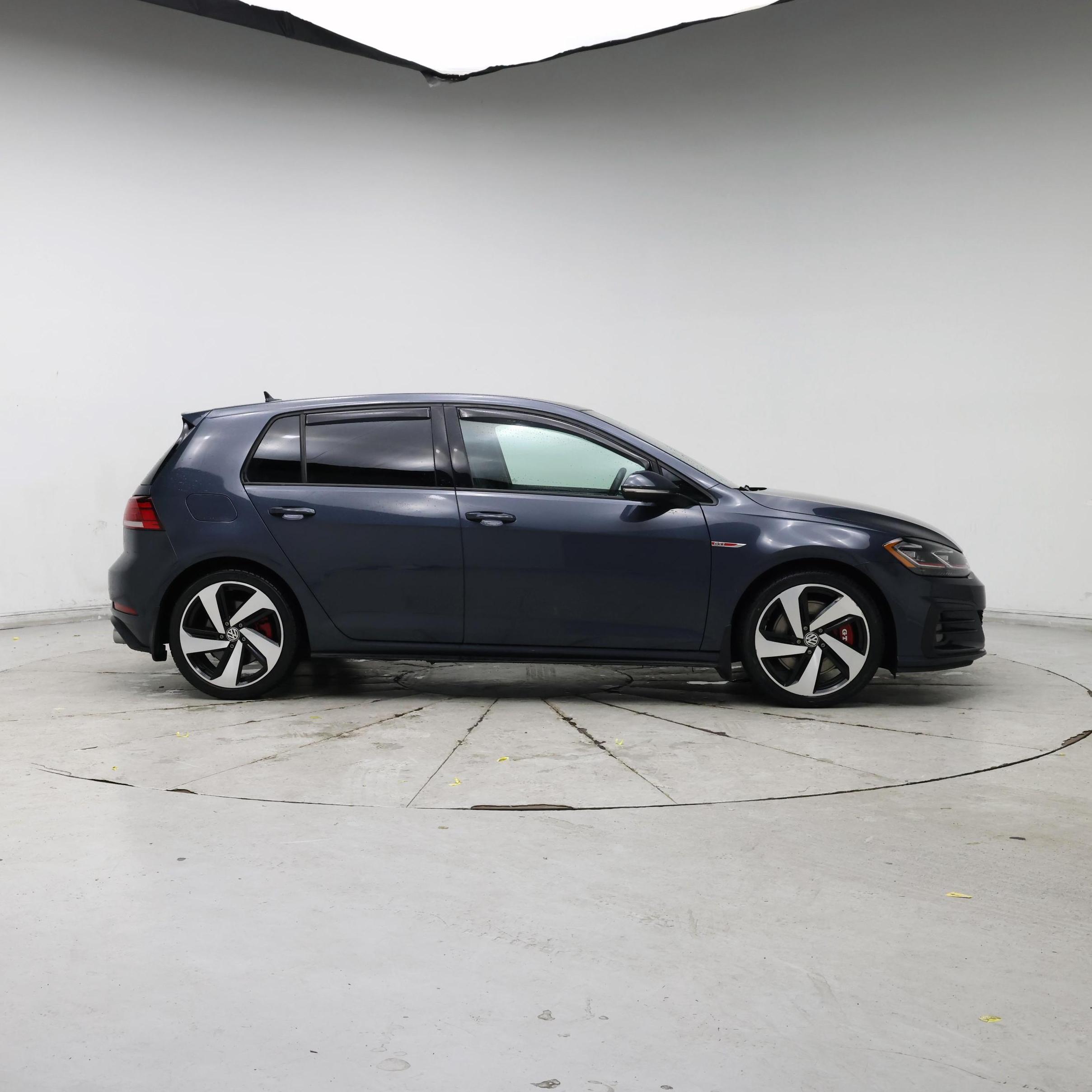 Thumbnail: 2019 Volkswagen Golf - 7