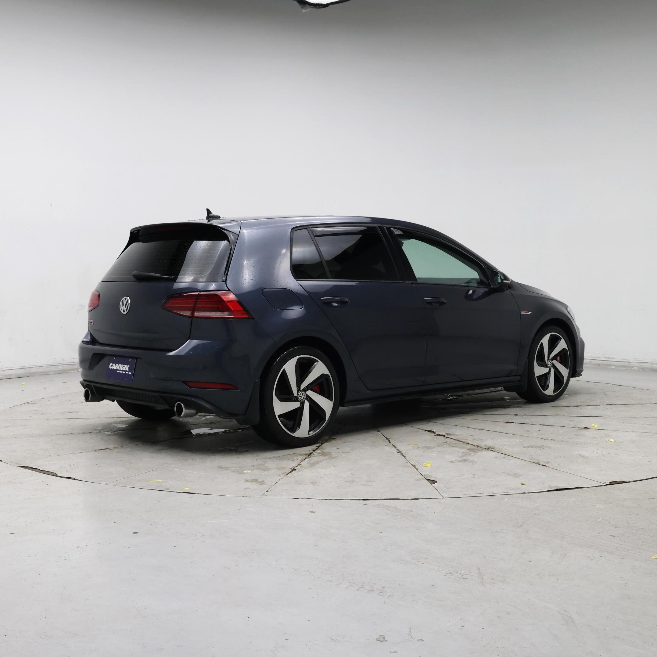 Thumbnail: 2019 Volkswagen Golf - 8