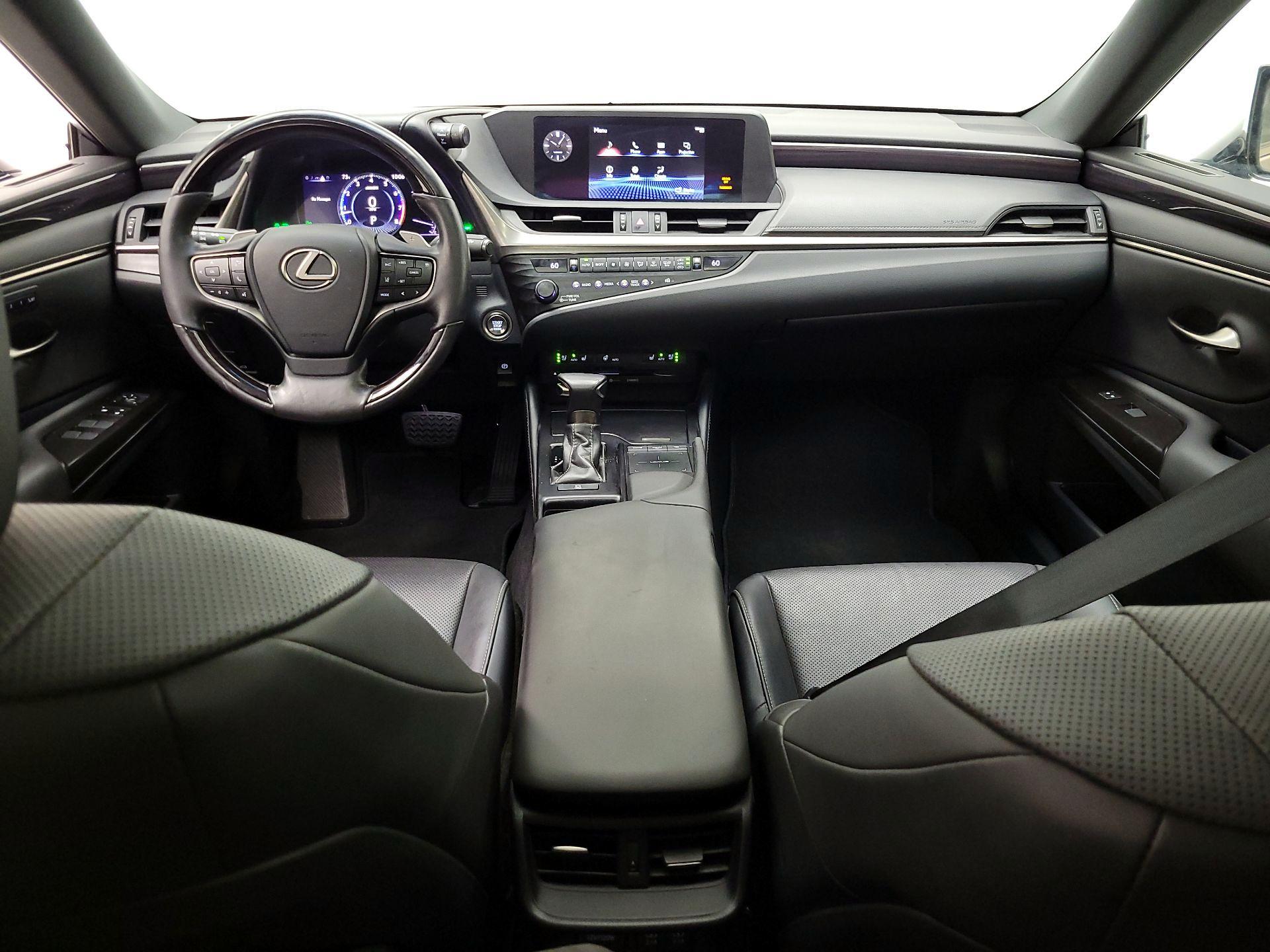 Thumbnail: 2019 Lexus ES - 9