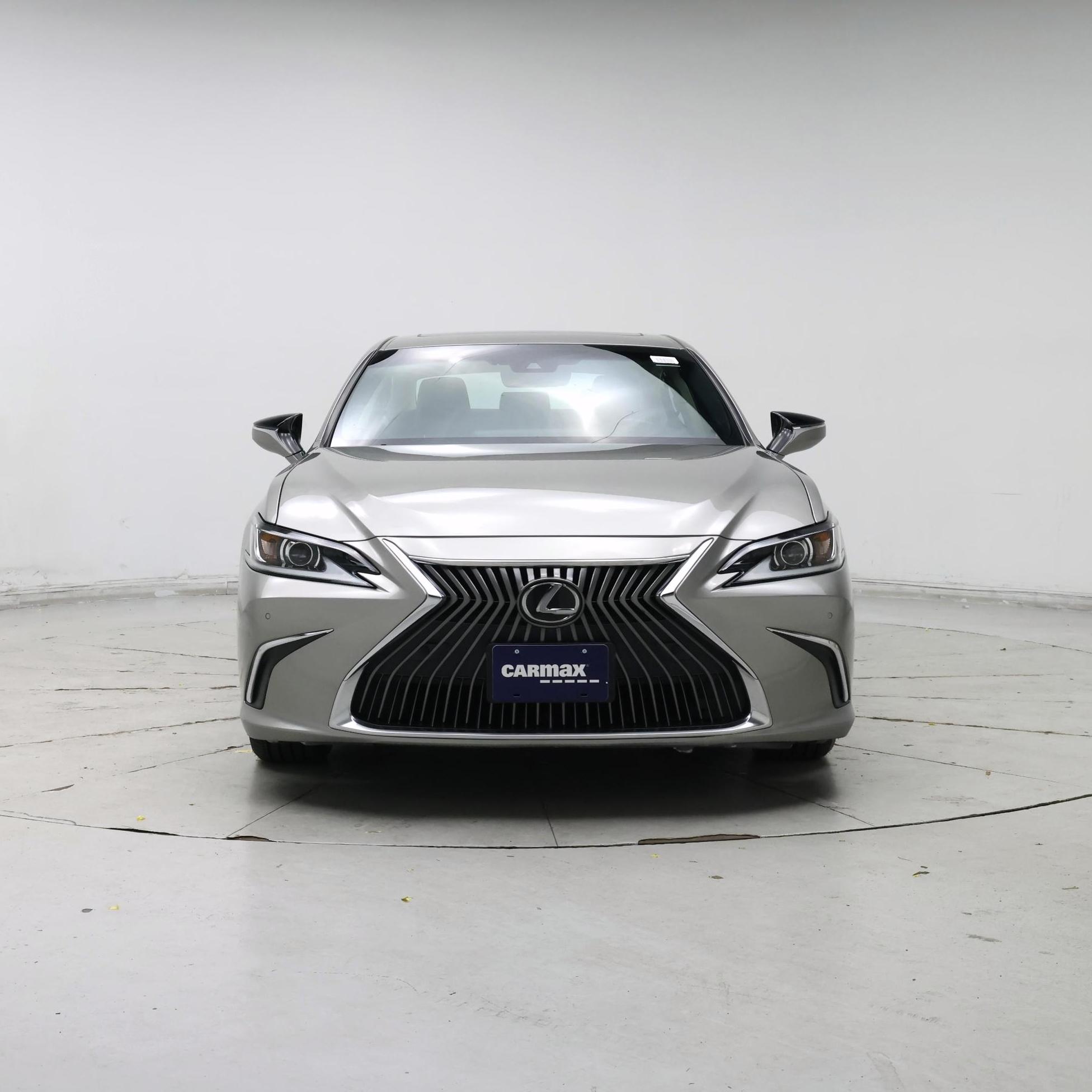 Thumbnail: 2019 Lexus ES - 5