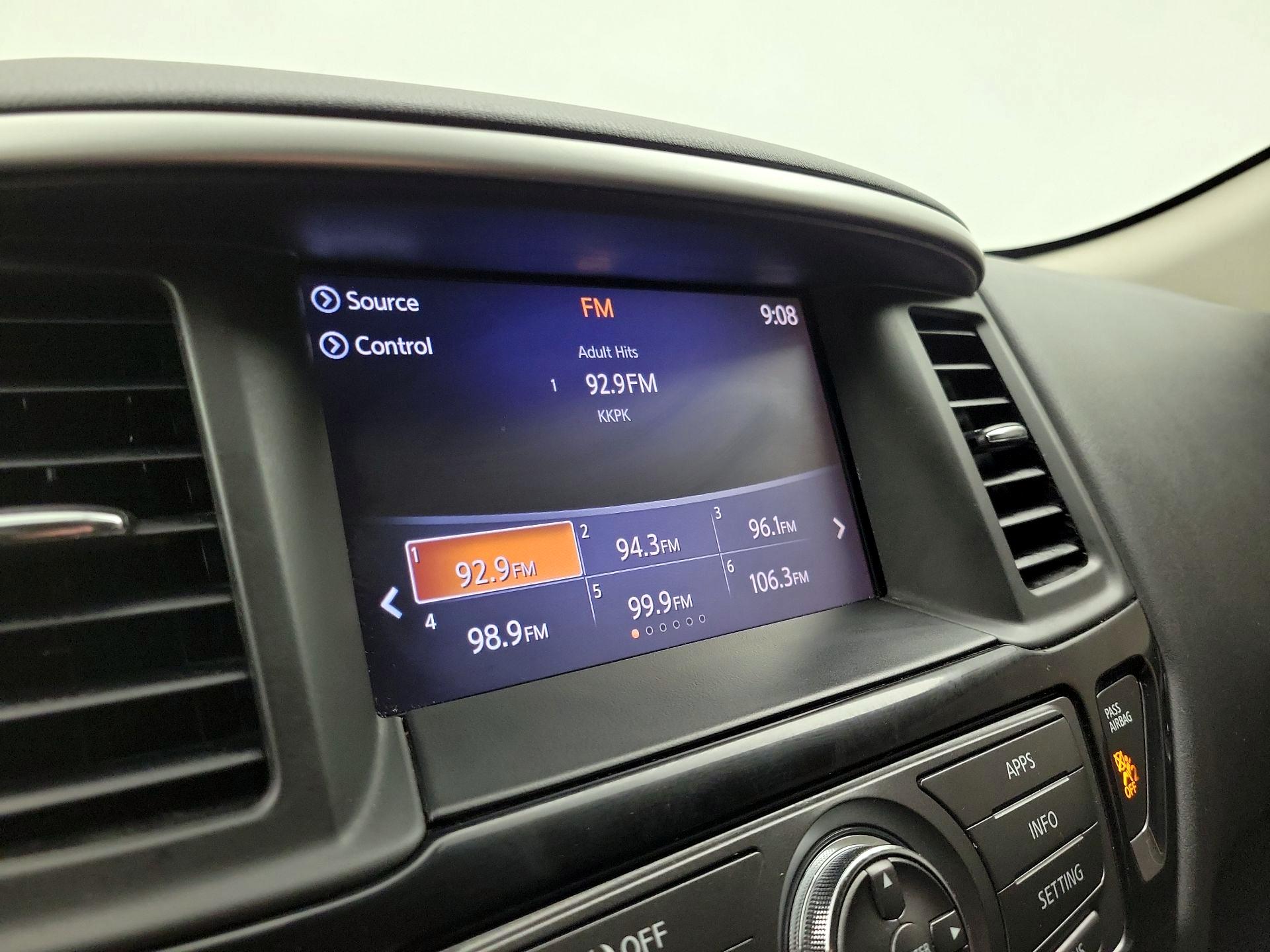 Thumbnail: 2018 Nissan Pathfinder - 15