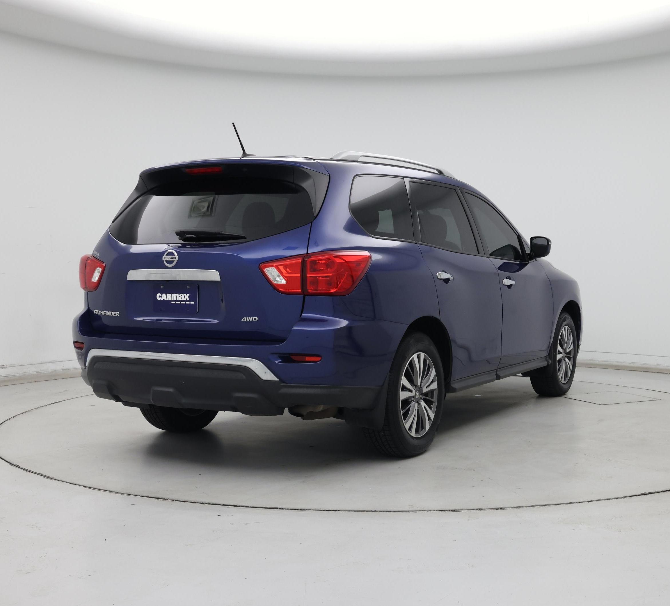 Thumbnail: 2018 Nissan Pathfinder - 8