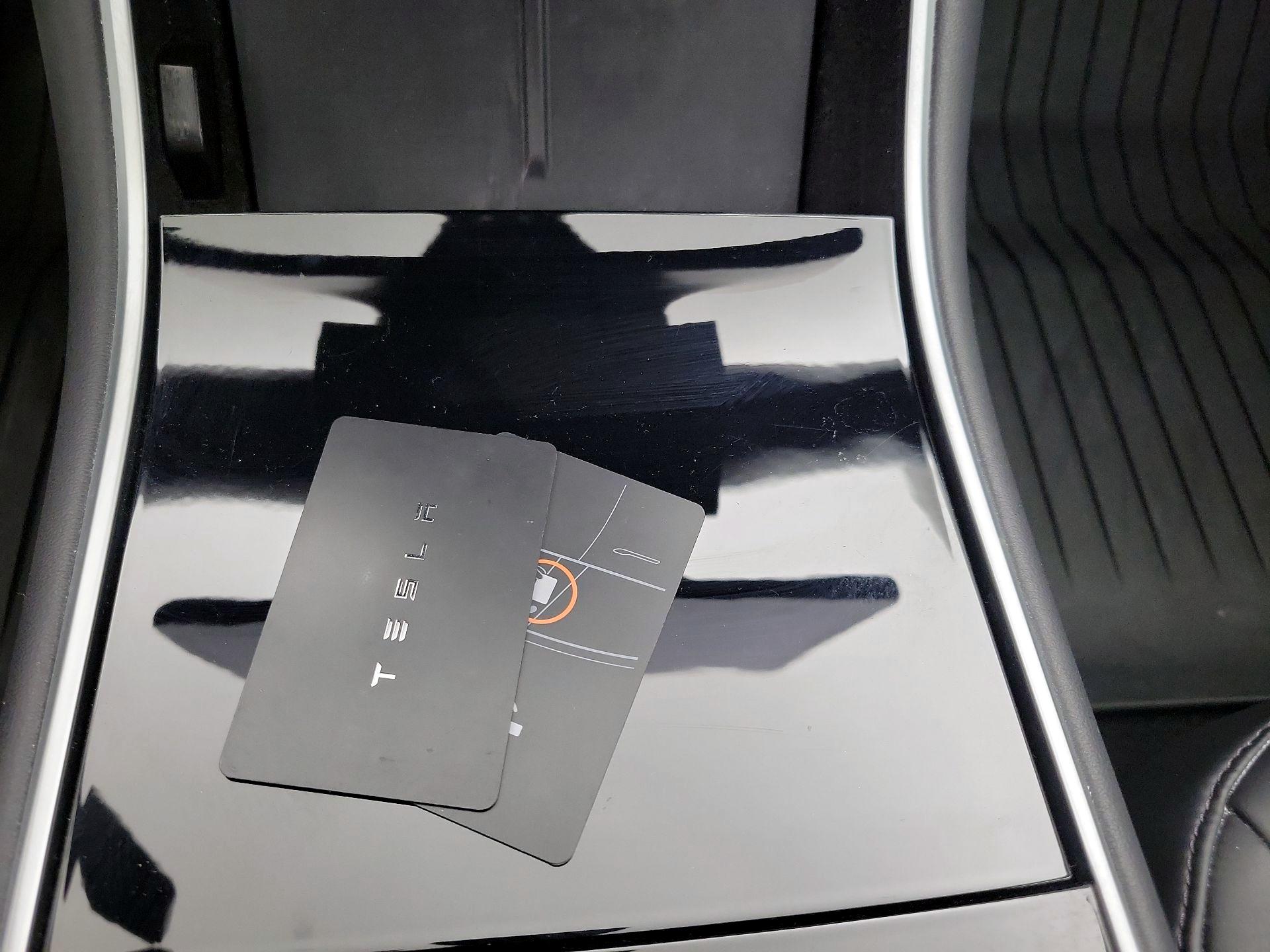 Thumbnail: 2020 Tesla Model 3 - 20