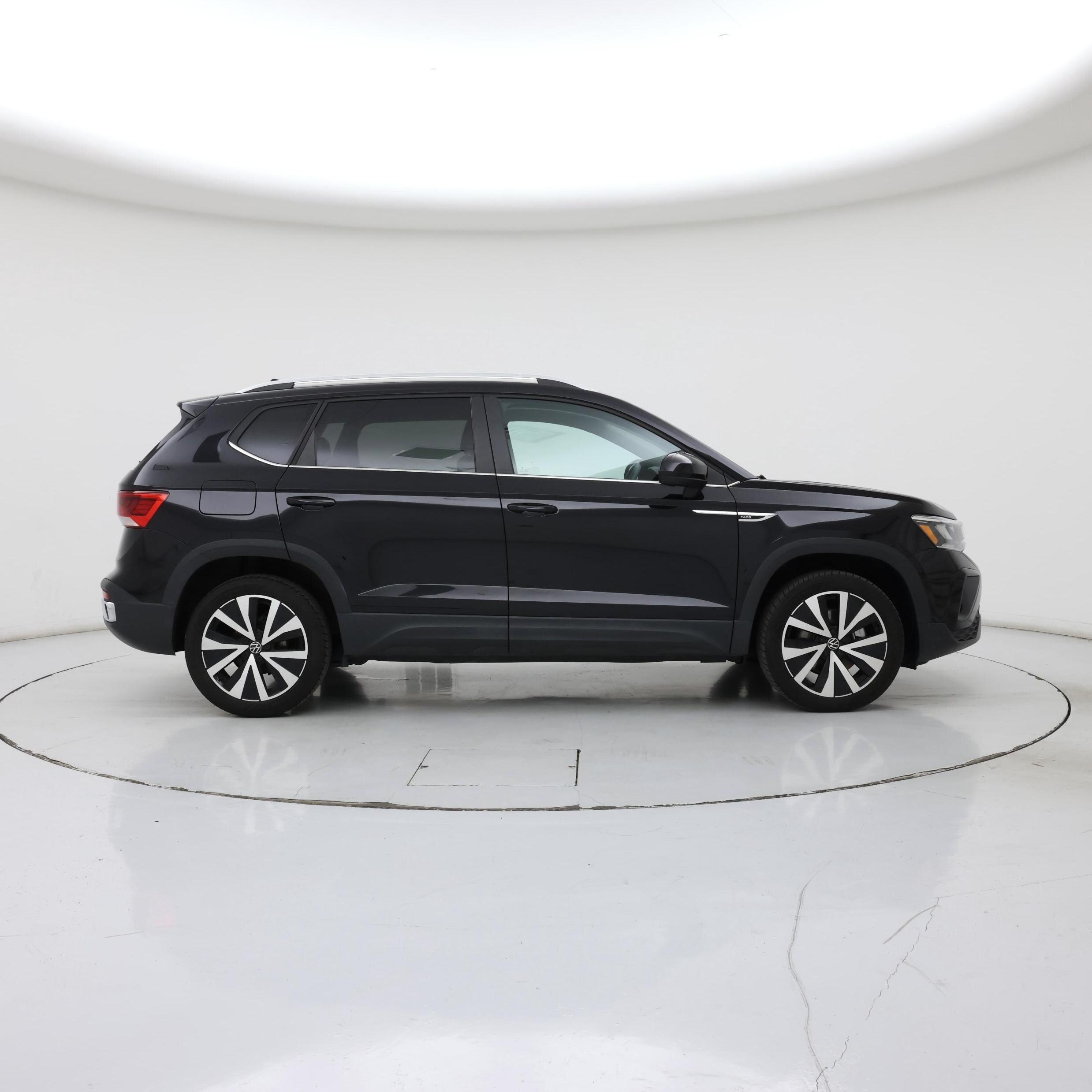 Thumbnail: 2022 Volkswagen Taos - 7