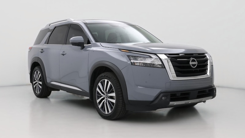 2022 Nissan Pathfinder Platinum Hero Image