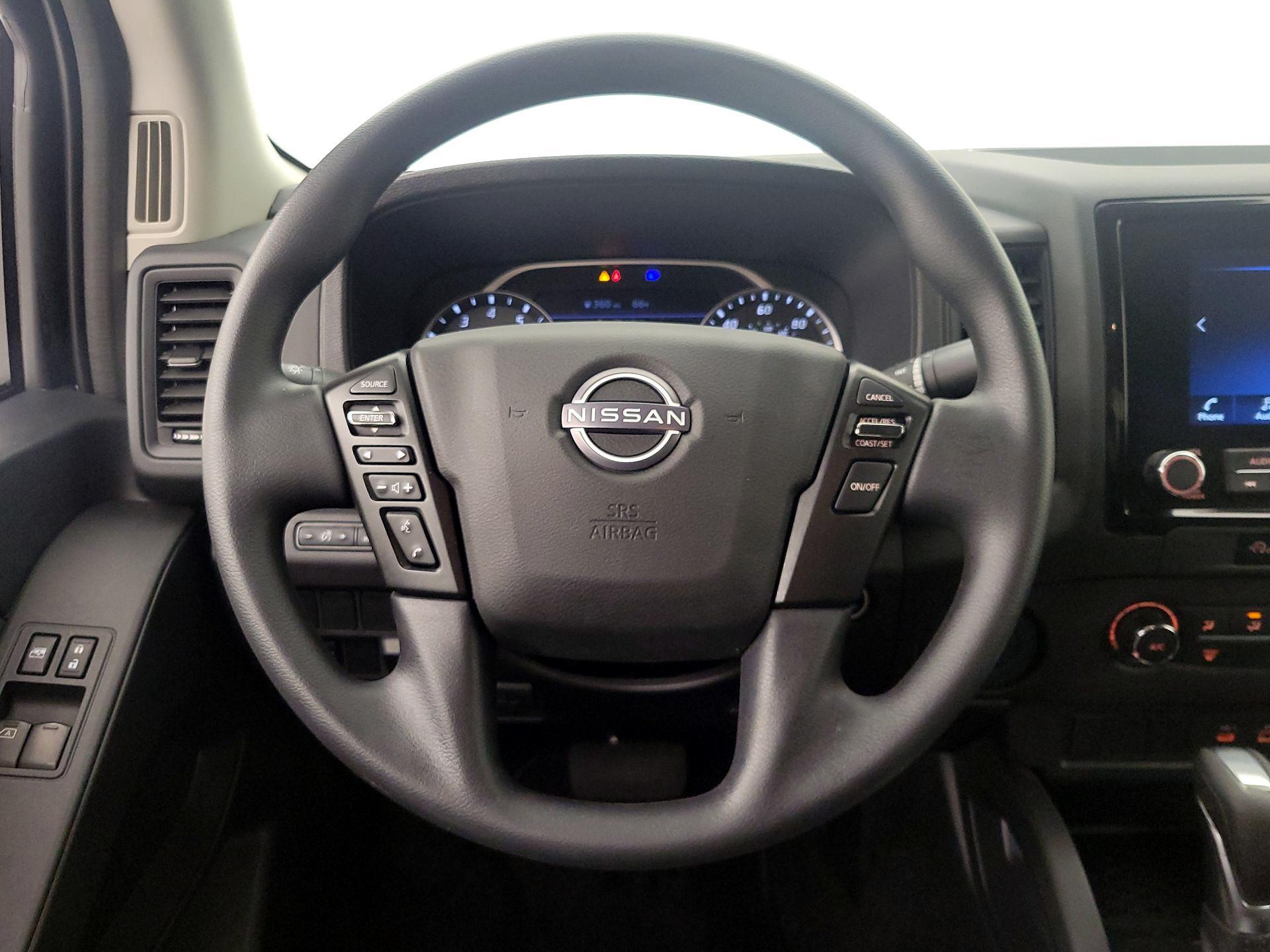 Thumbnail: 2024 Nissan Frontier - 10