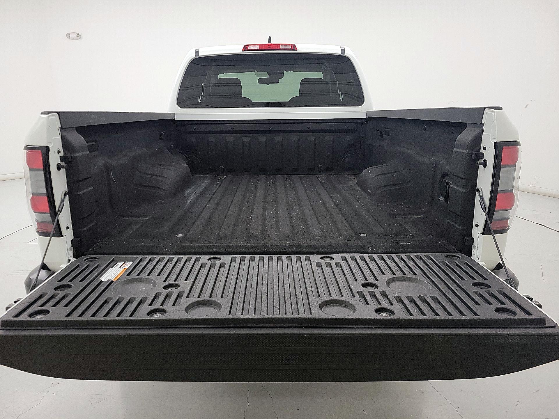 Thumbnail: 2024 Nissan Frontier - 20
