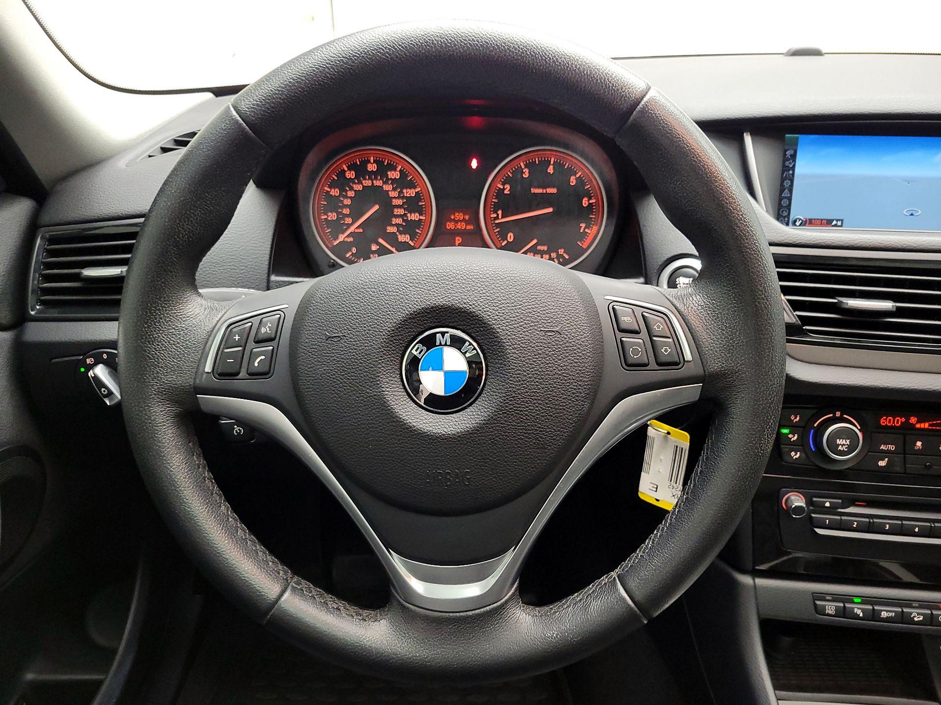 Thumbnail: 2014 BMW X1 - 10