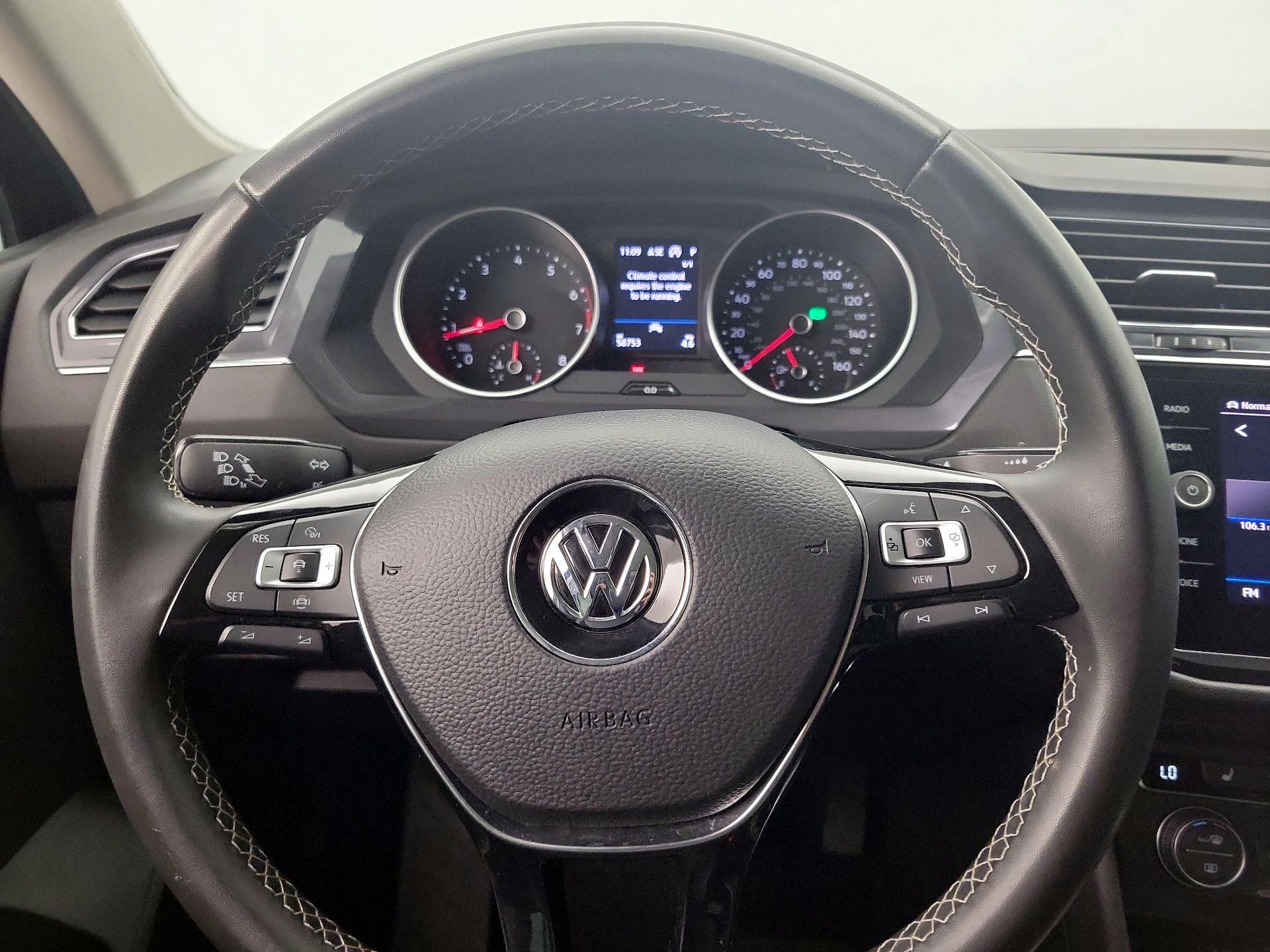 Thumbnail: 2021 Volkswagen Tiguan - 10
