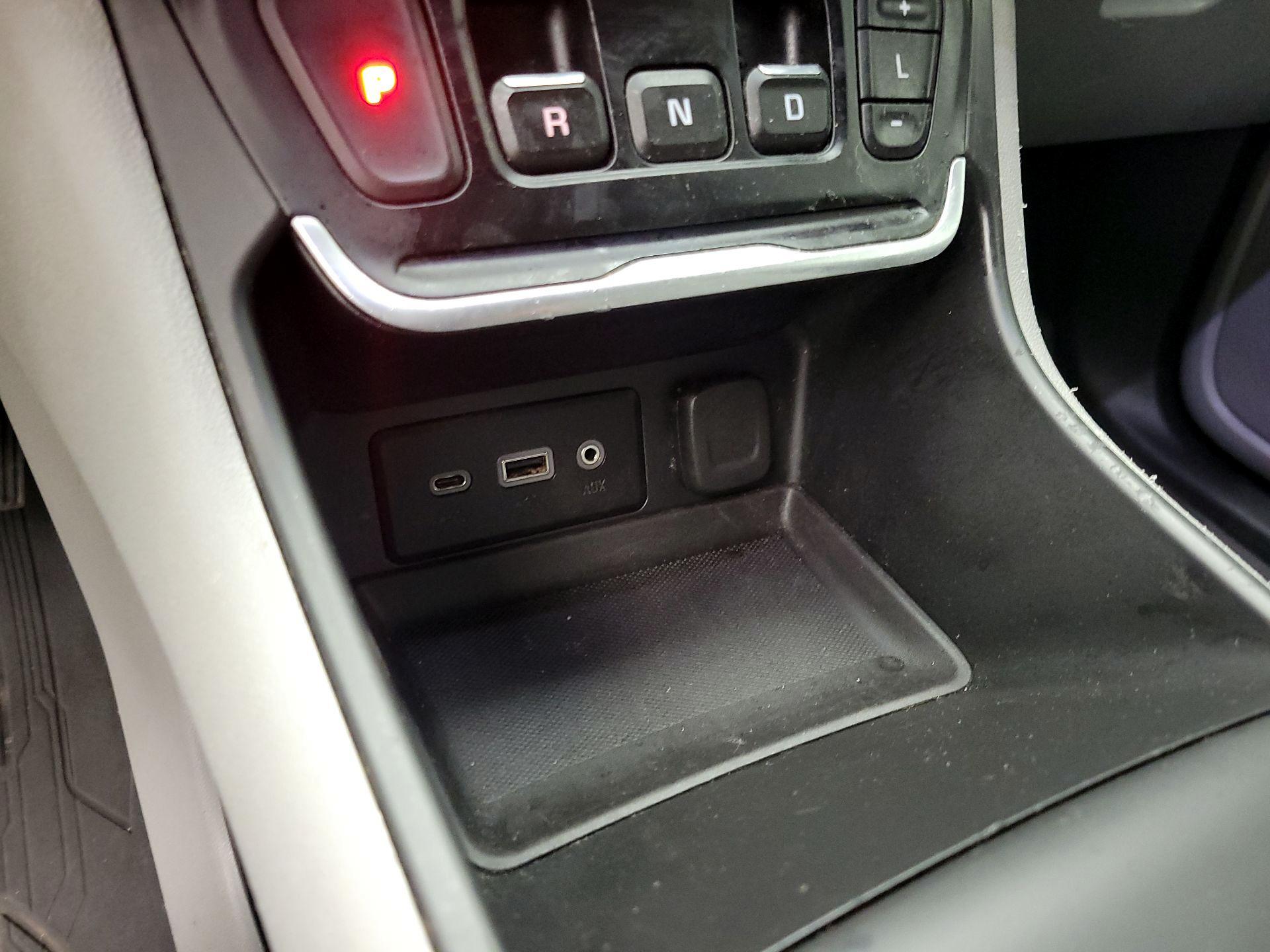 Thumbnail: 2020 GMC Terrain - 19