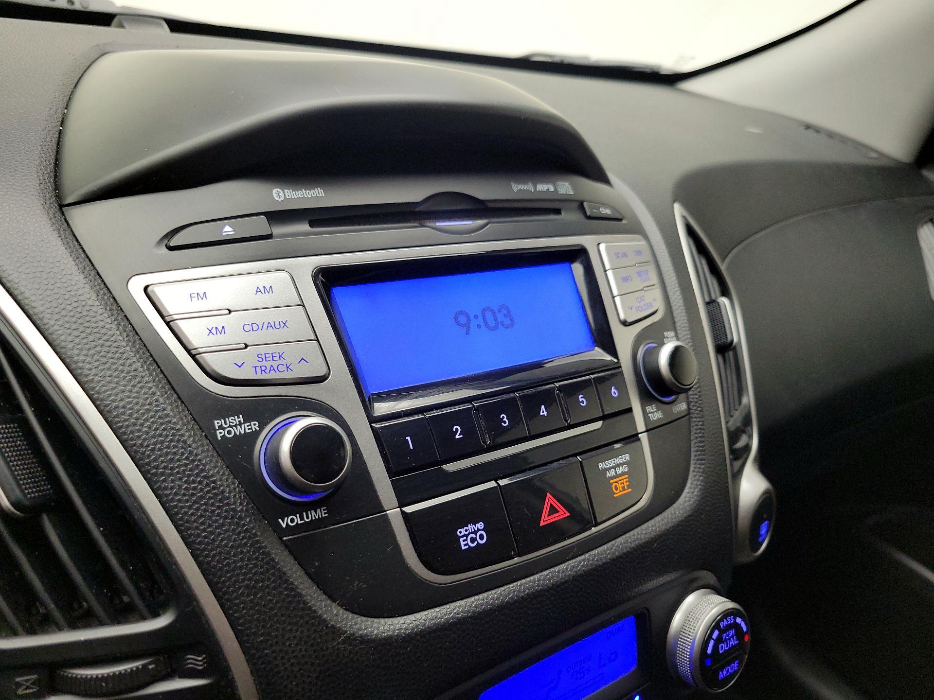 Thumbnail: 2013 Hyundai Tucson - 14