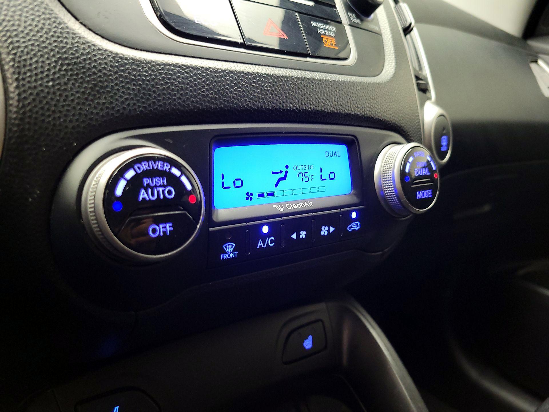 Thumbnail: 2013 Hyundai Tucson - 15