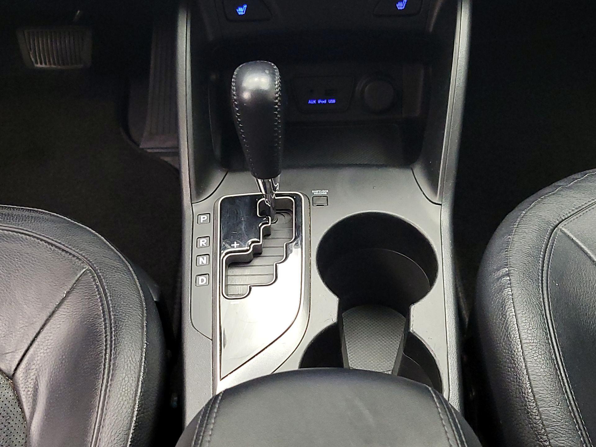 Thumbnail: 2013 Hyundai Tucson - 16