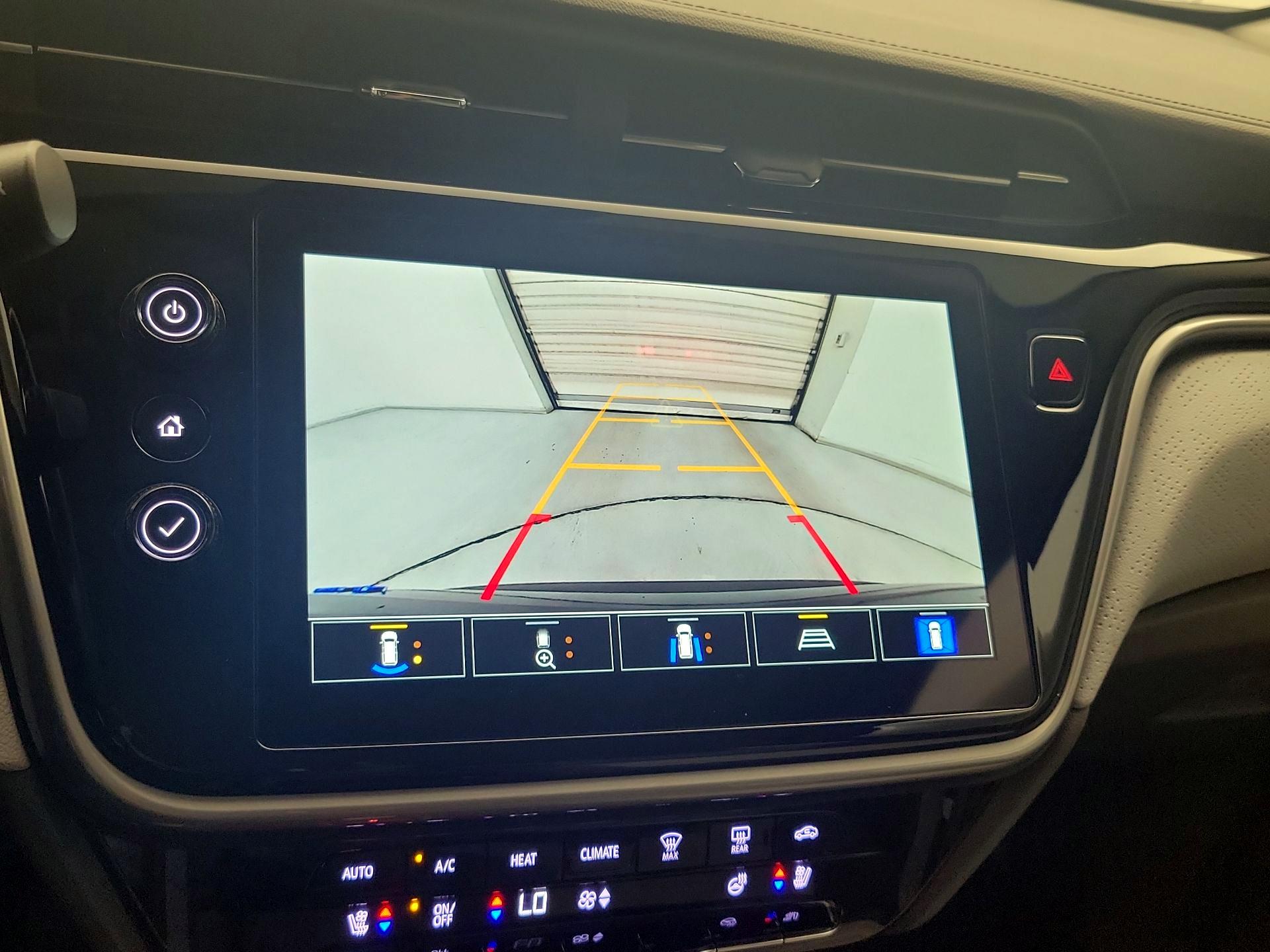 Thumbnail: 2023 Chevrolet Bolt EUV - 15