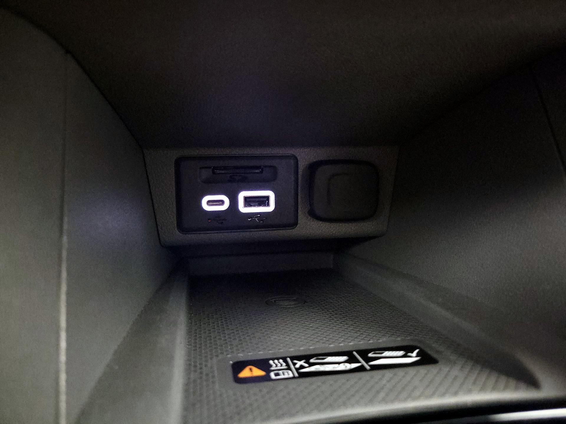 Thumbnail: 2023 Chevrolet Bolt EUV - 19