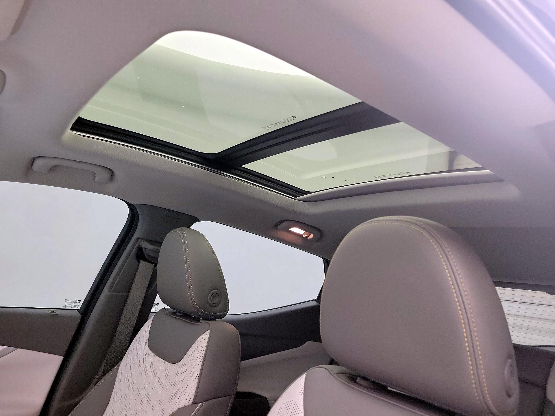 Thumbnail: 2023 Chevrolet Bolt EUV - 20