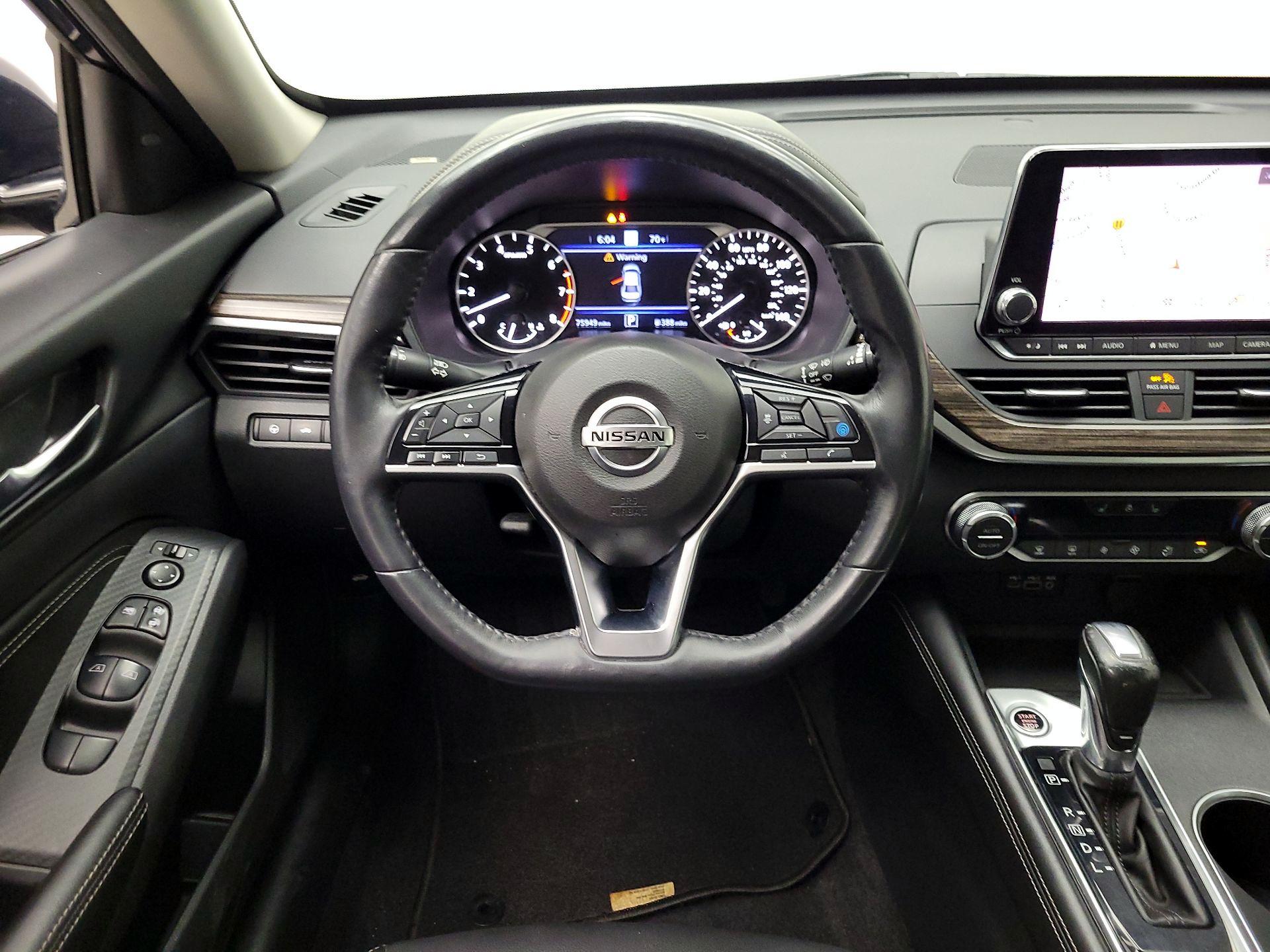 Thumbnail: 2019 Nissan Altima - 10