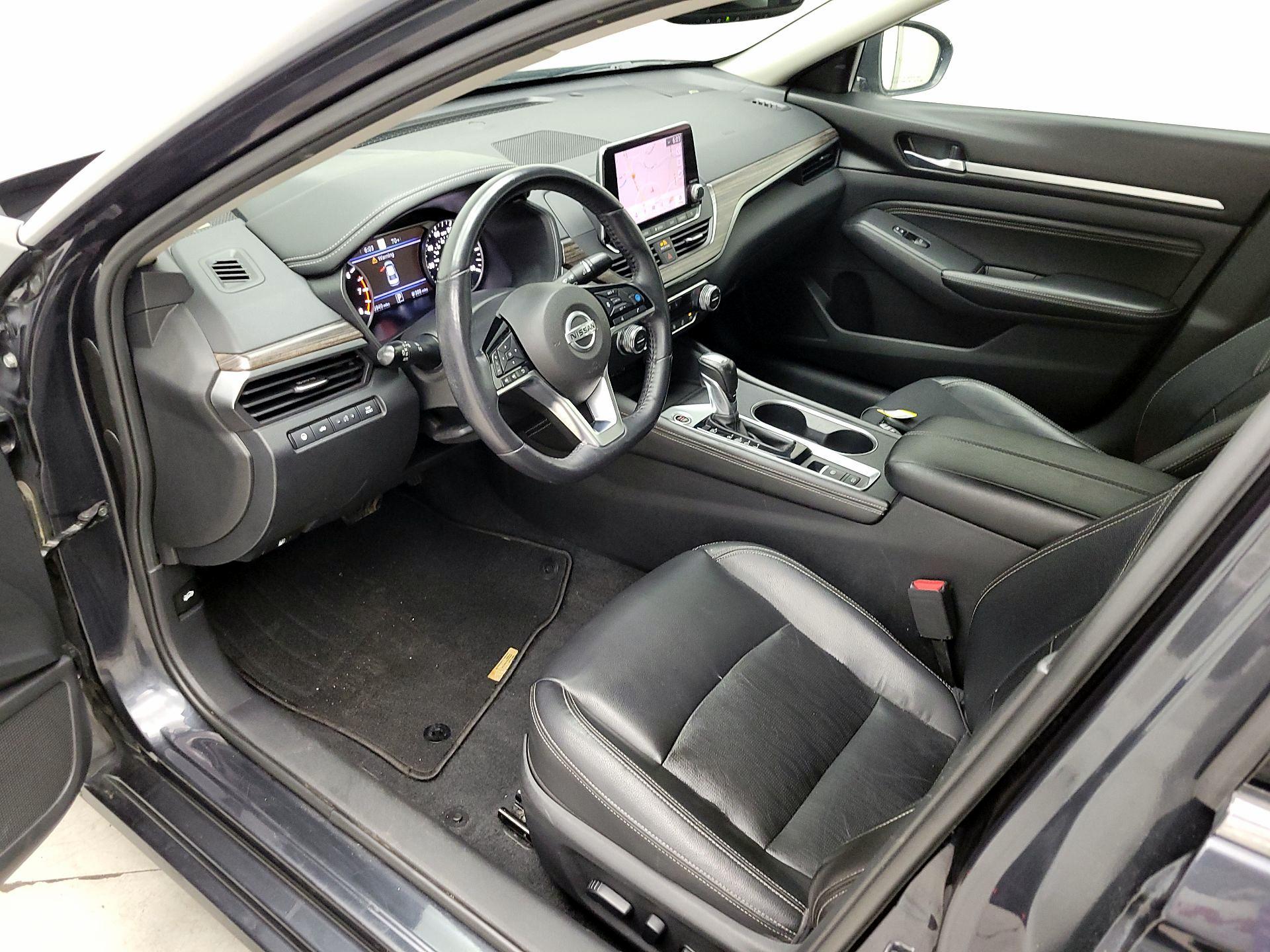 Thumbnail: 2019 Nissan Altima - 11