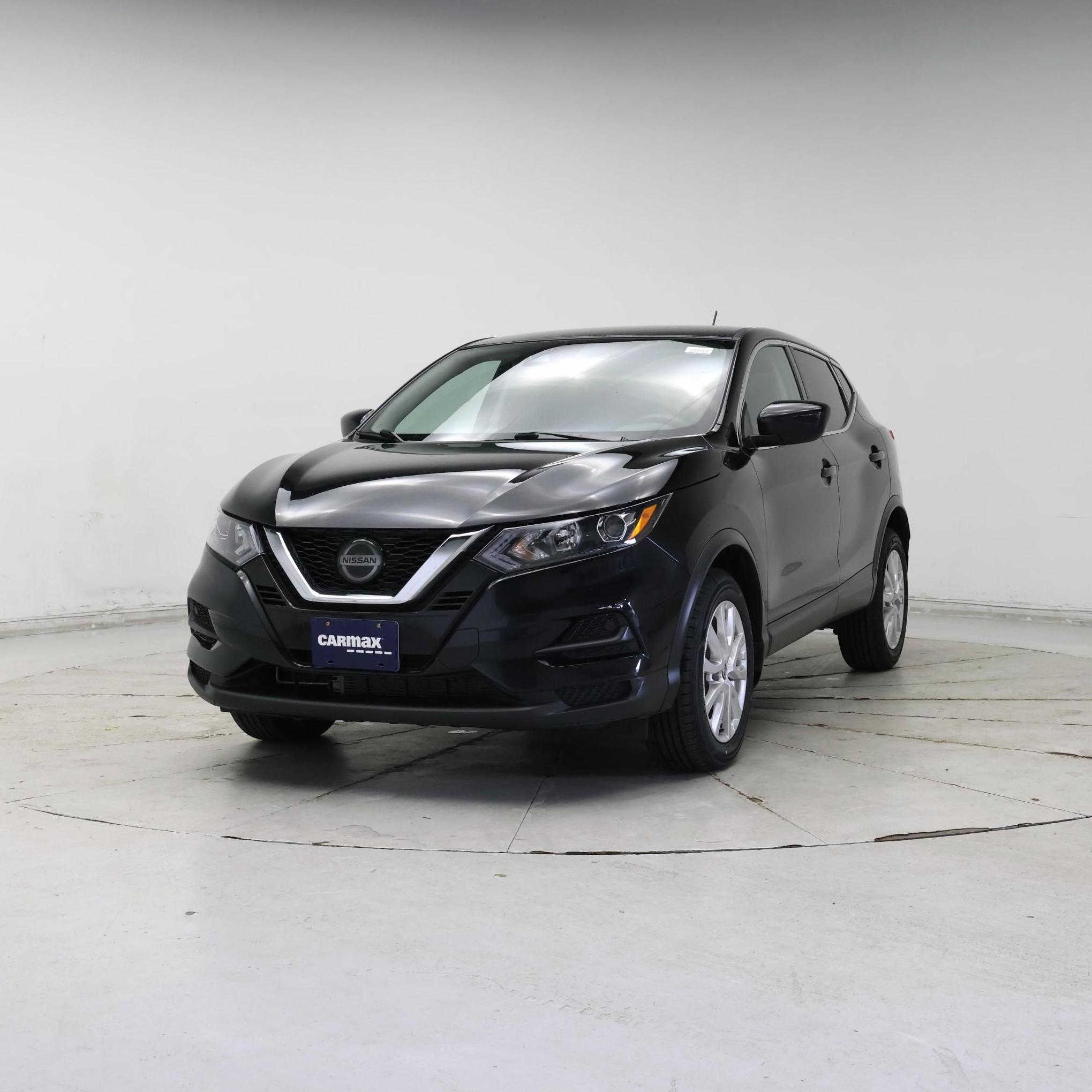Thumbnail: 2020 Nissan Rogue Sport - 4