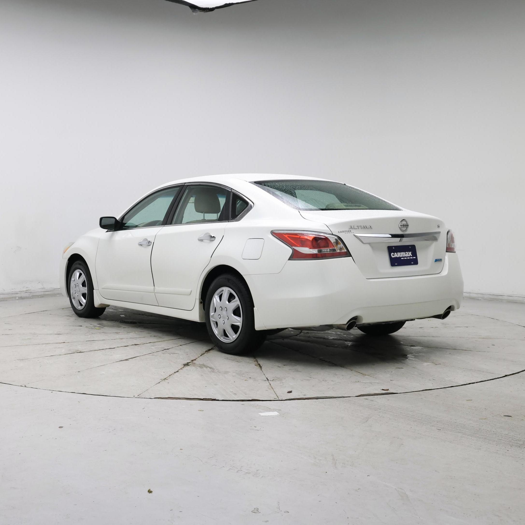 Thumbnail: 2014 Nissan Altima - 2