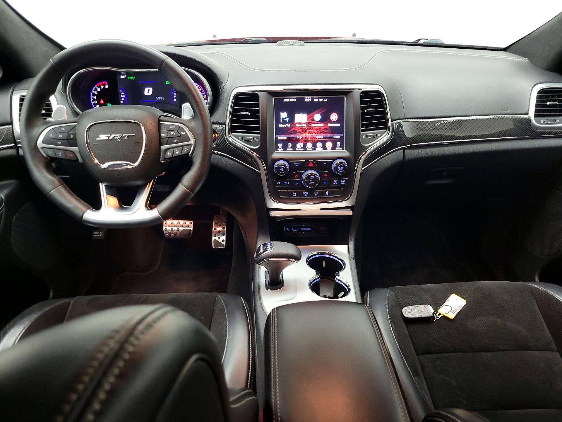 Thumbnail: 2015 Jeep Grand Cherokee - 9