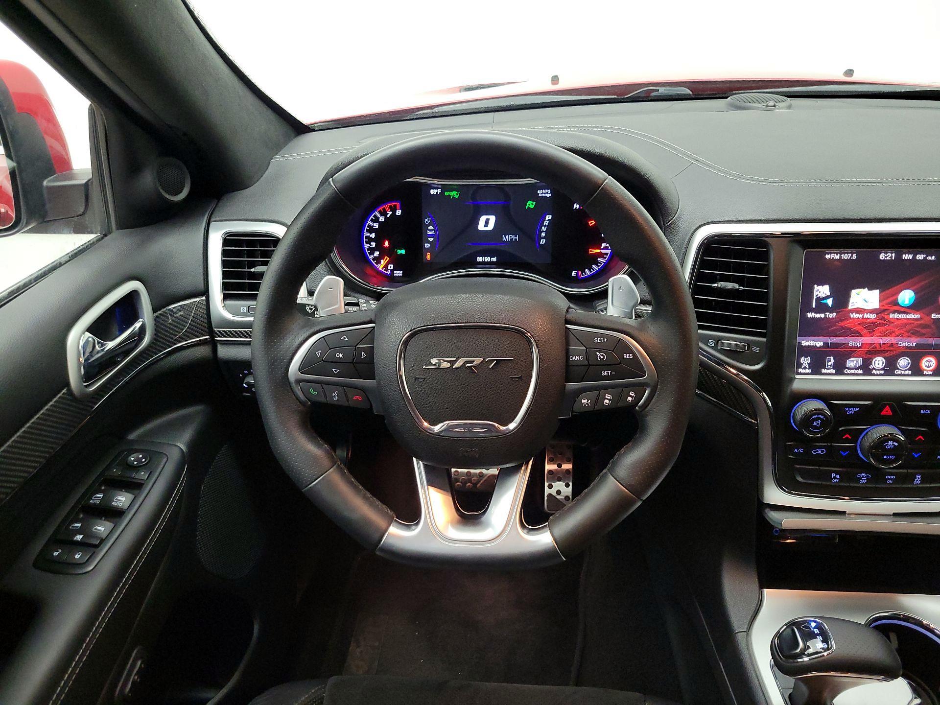 Thumbnail: 2015 Jeep Grand Cherokee - 10