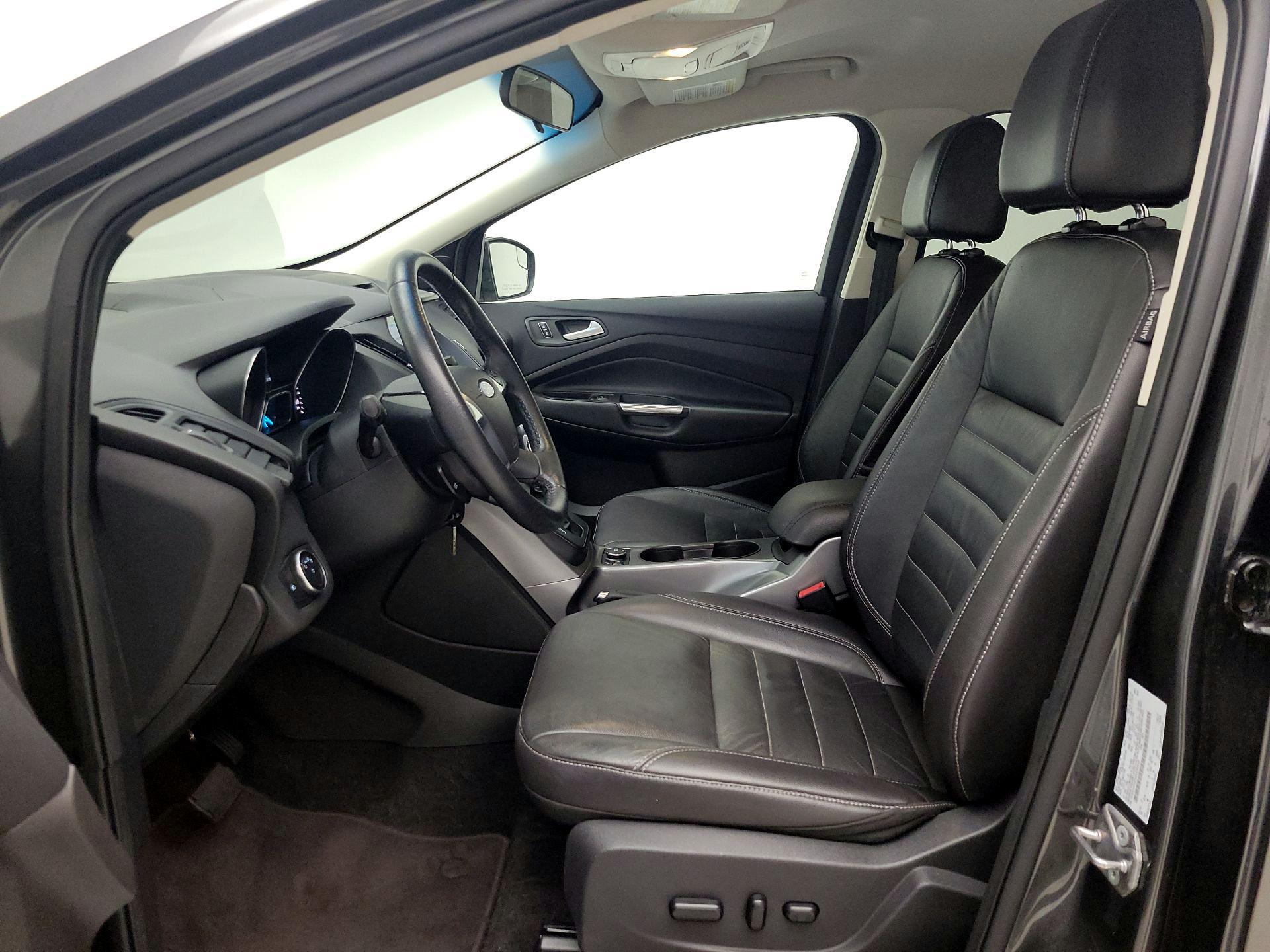 Thumbnail: 2016 Ford Escape - 11