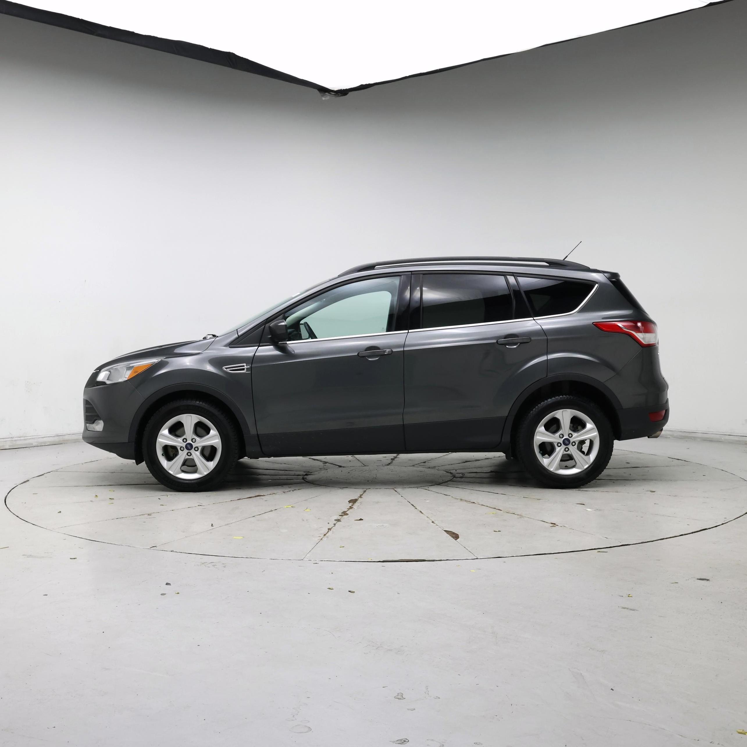 Thumbnail: 2016 Ford Escape - 3