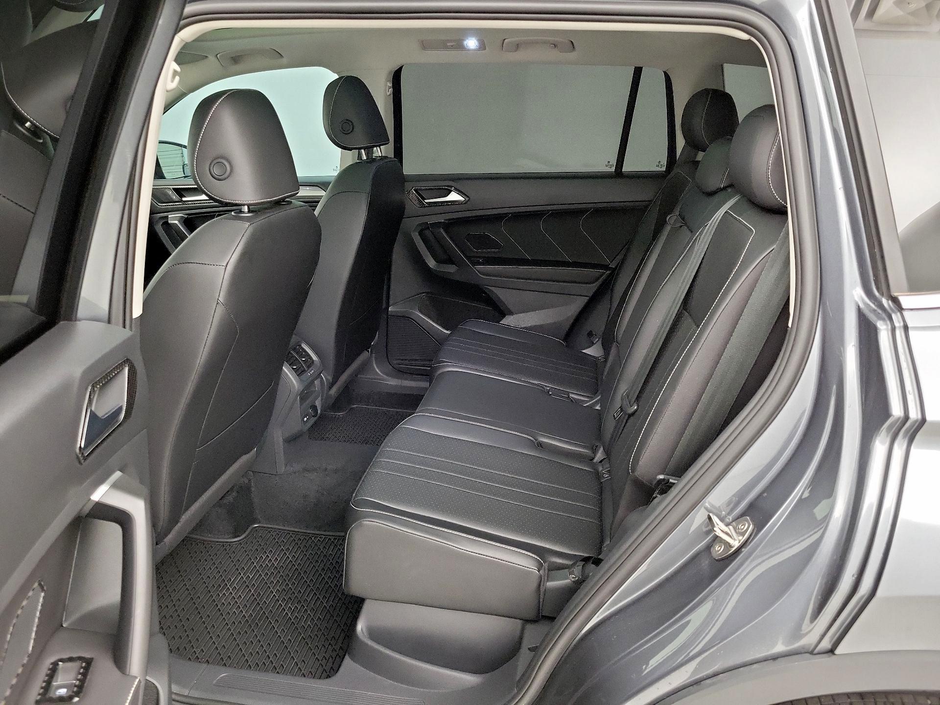 Thumbnail: 2024 Volkswagen Tiguan - 20
