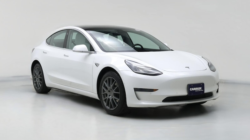 2019 Tesla Model 3 Standard Range Hero Image
