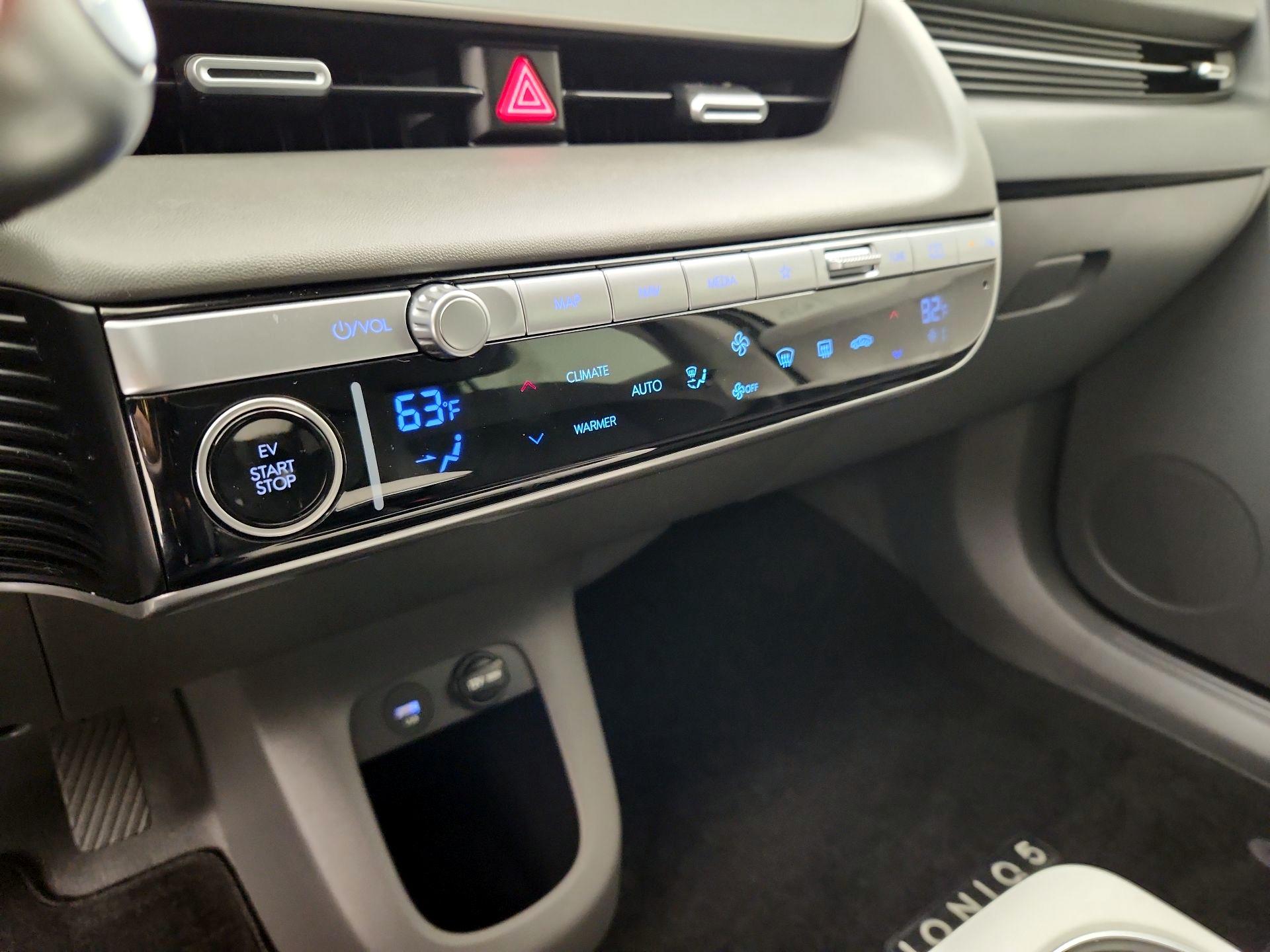 Thumbnail: 2023 Hyundai Ioniq 5 - 17