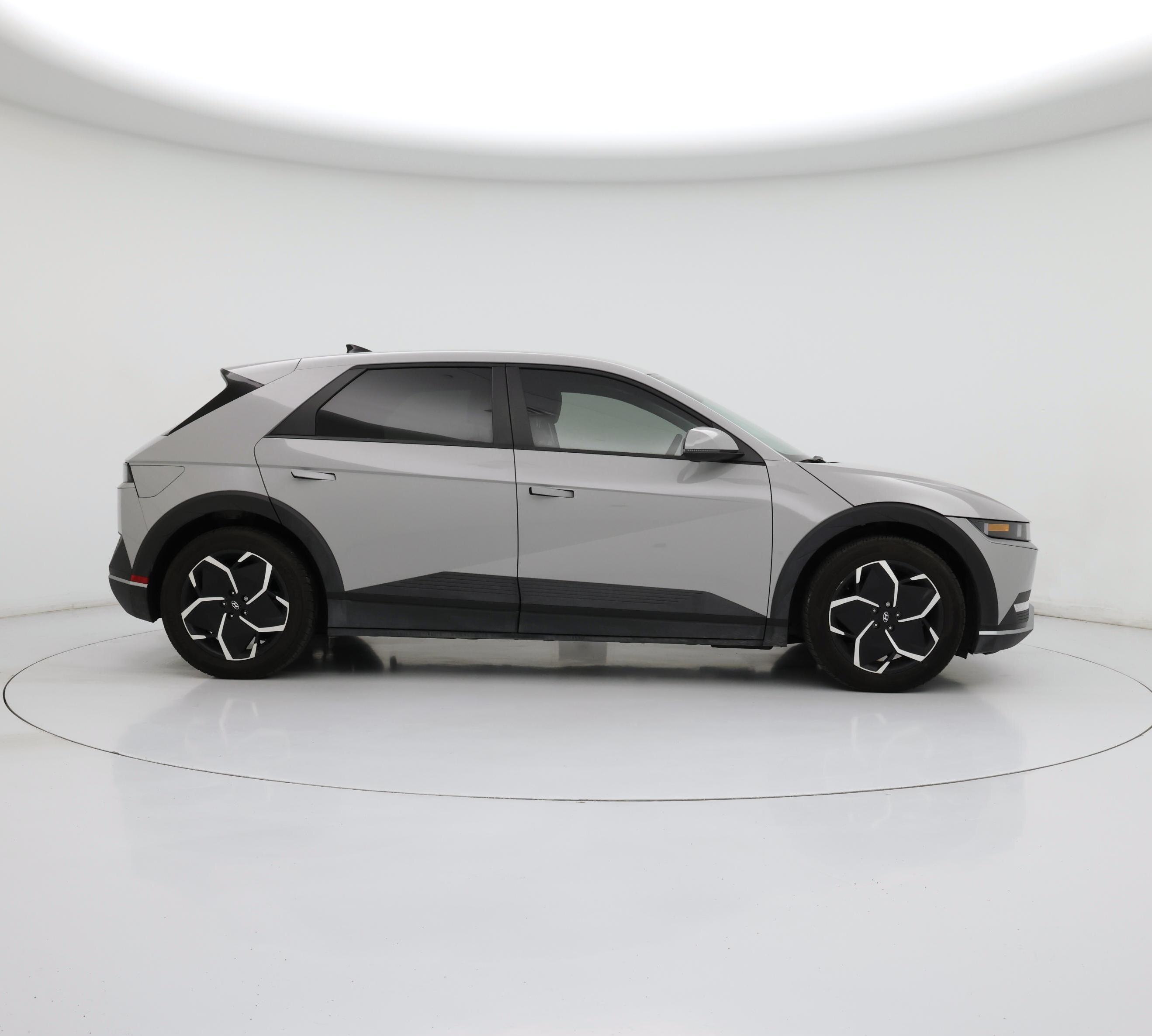 Thumbnail: 2023 Hyundai Ioniq 5 - 7