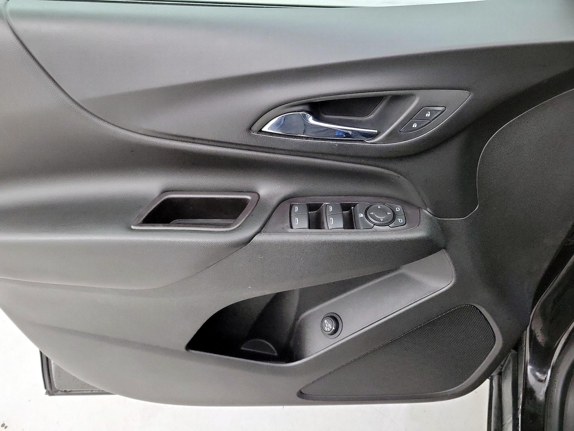 Thumbnail: 2020 Chevrolet Equinox - 12